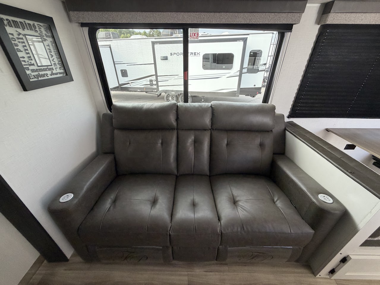 2027 VENTURE RV SIENNA 281VQB - Image 15