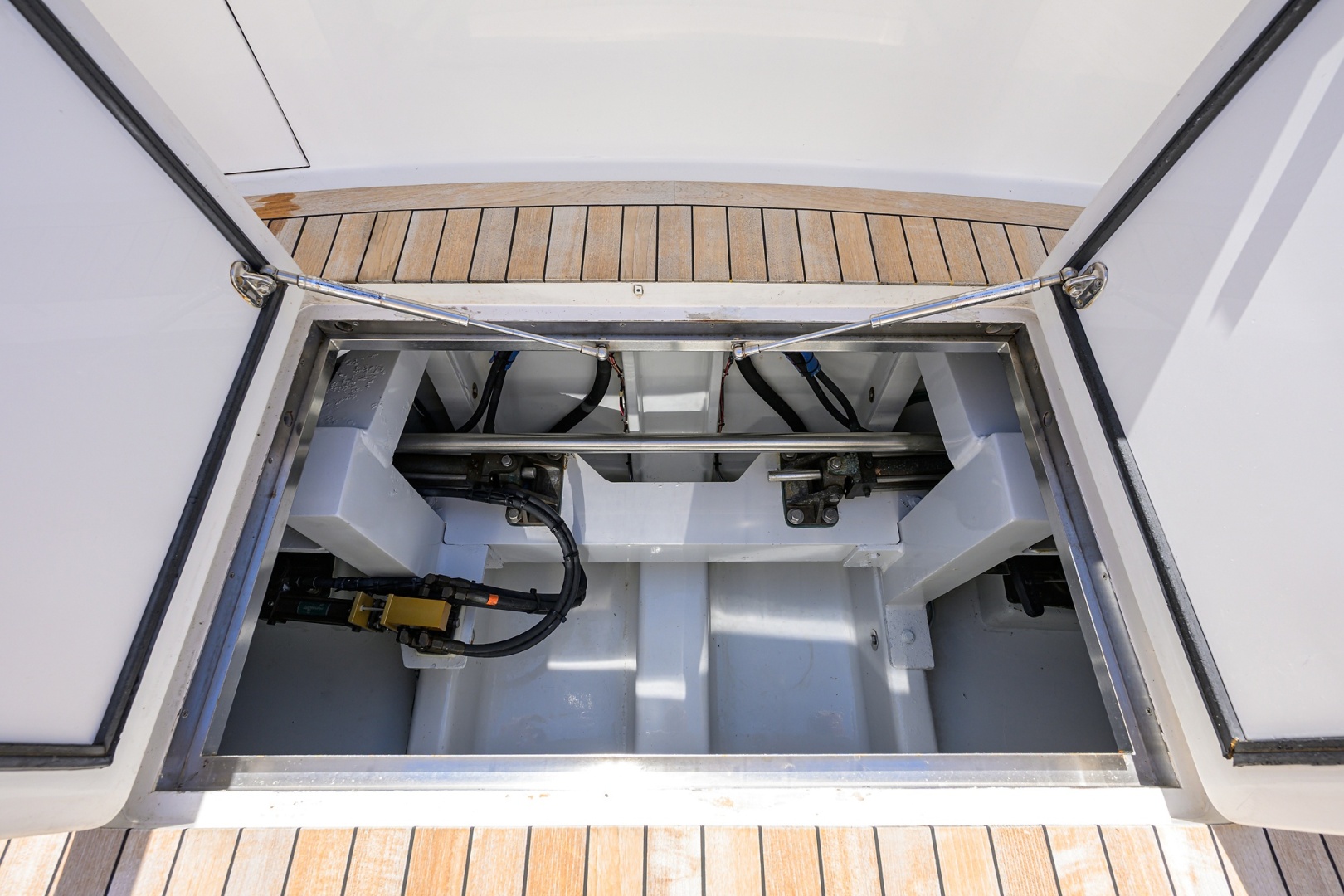 2003 American Custom Yachts - Image 17