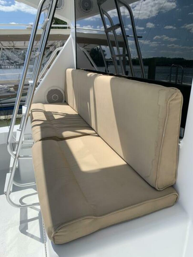 2000 Viking 50 Convertible Sportfish - Image 7