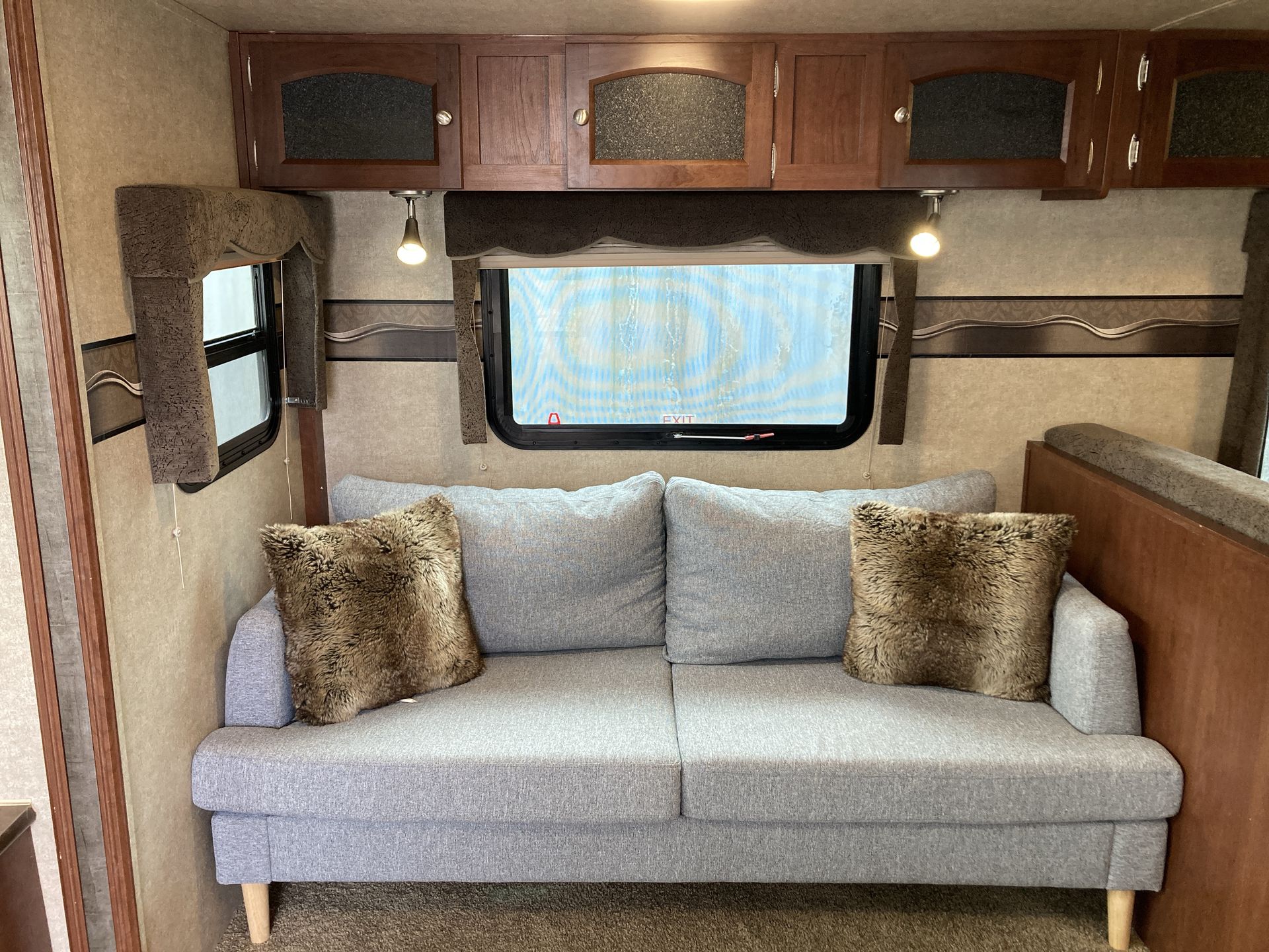 2015 Forest River Rockwood Ultra Lite 2604WS - Image 13