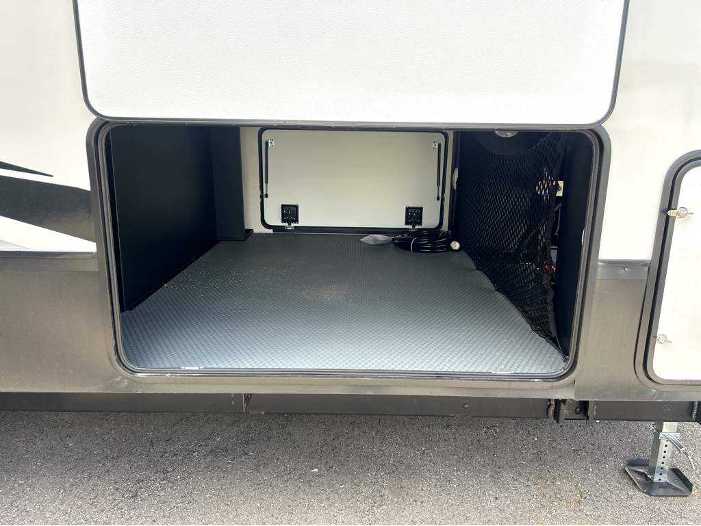 2026 VENTURE RV SPORTTREK 354VBH - Image 6