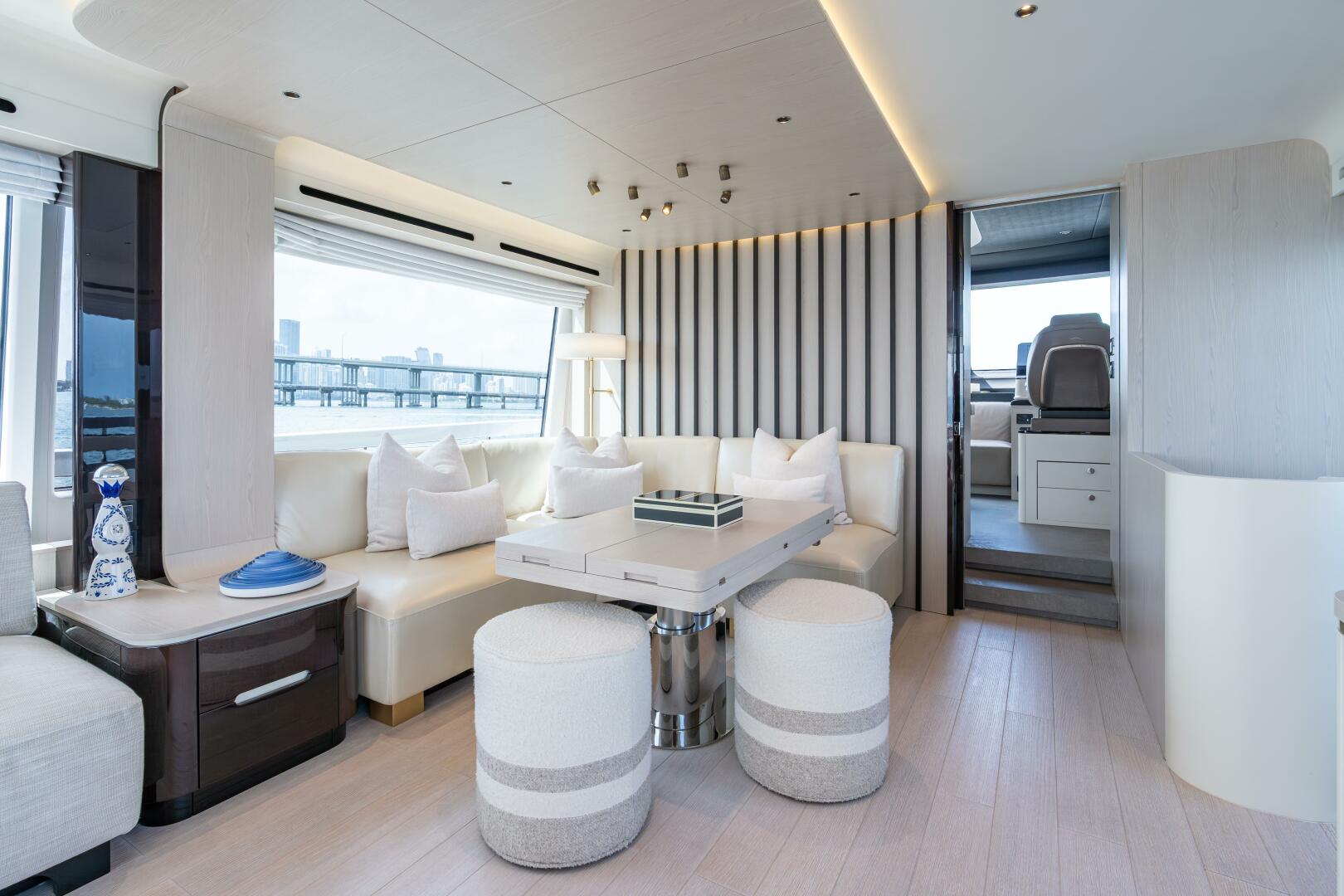 2022 Azimut 78 - Image 27