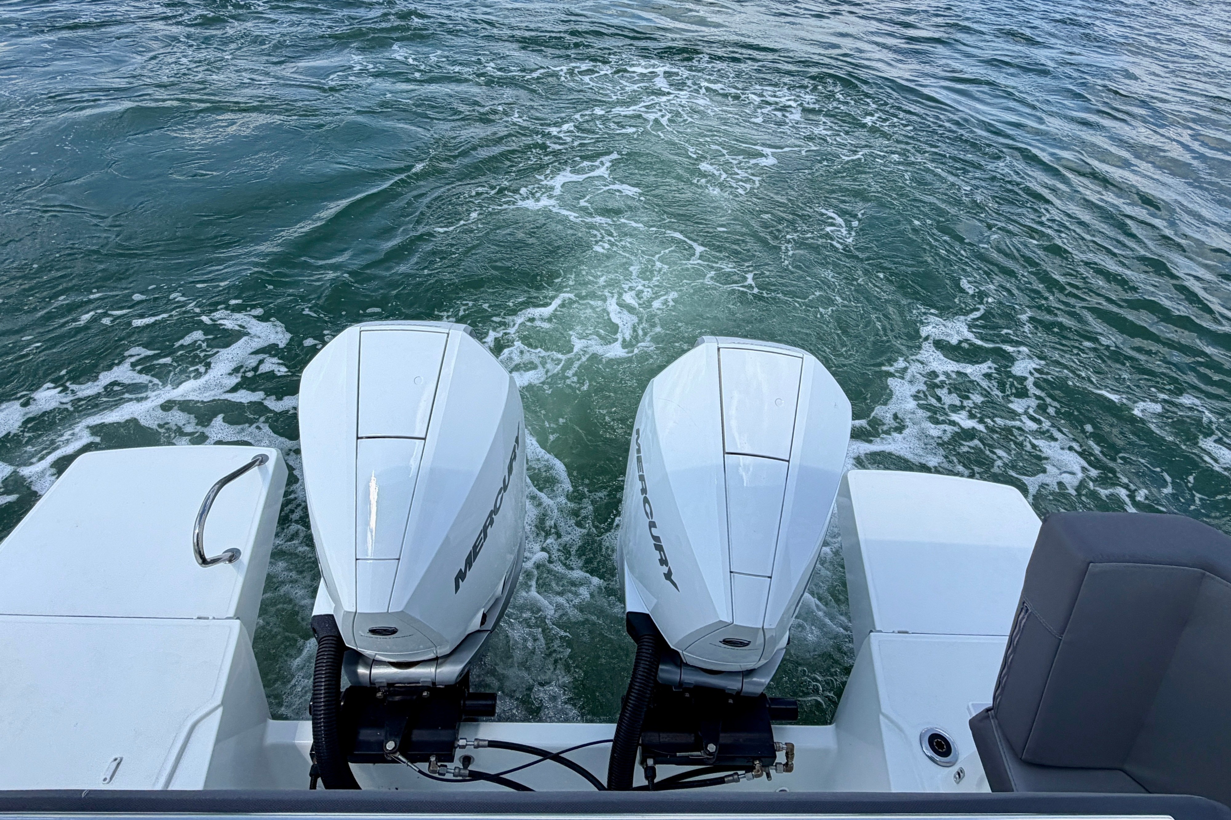 2023 Beneteau Antares 11 OB - Image 15