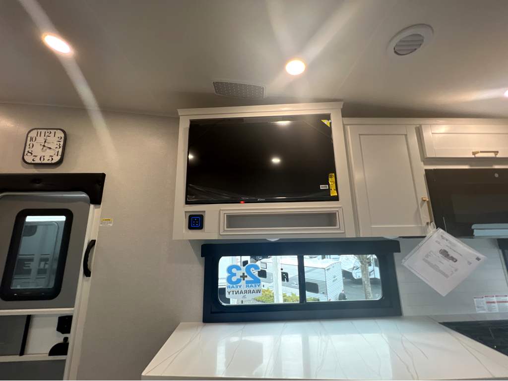 2026 Jayco Eagle HT 27MLC - Image 8