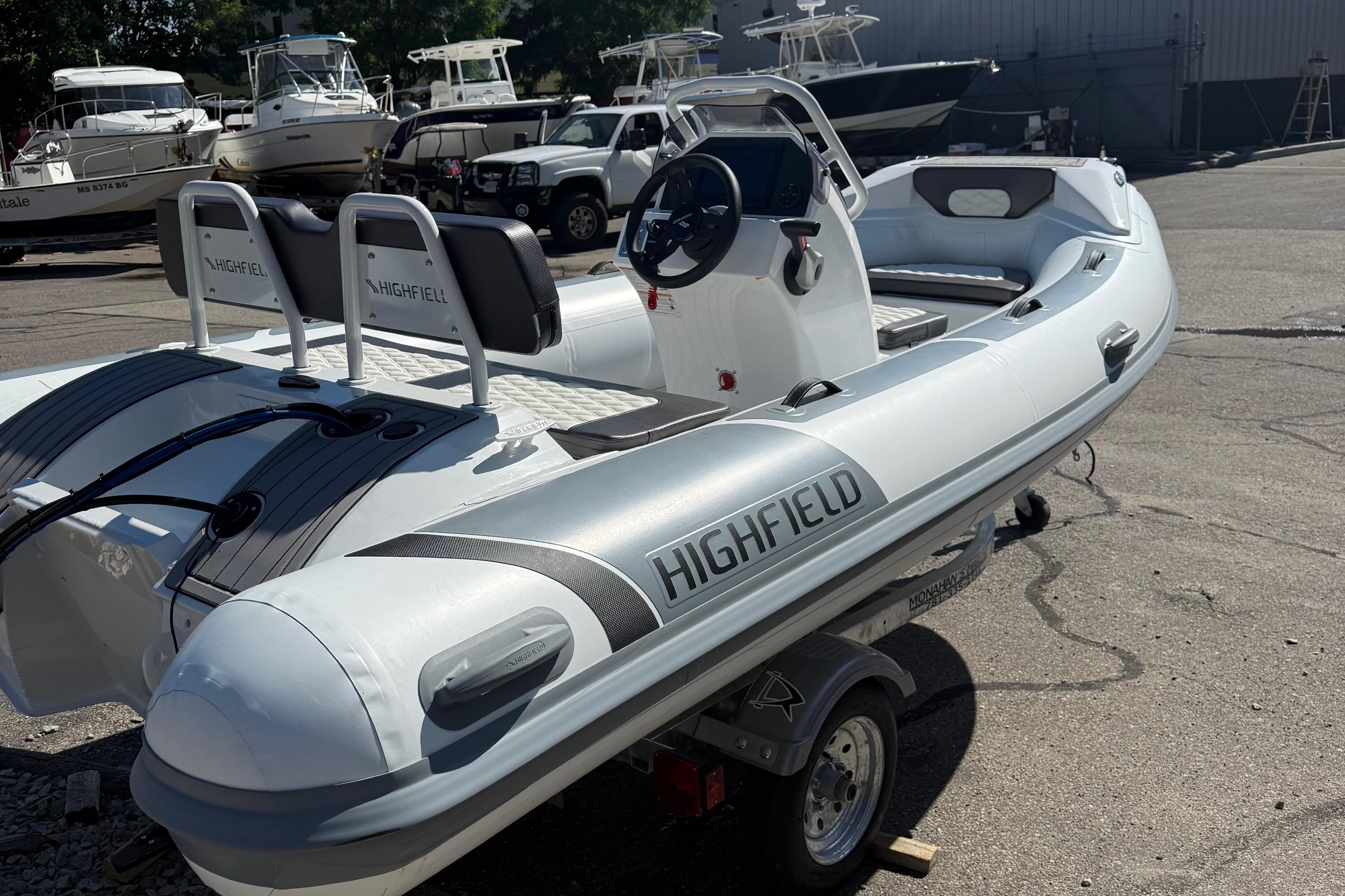 2025 Highfield Sport 420 Standard - Image 8