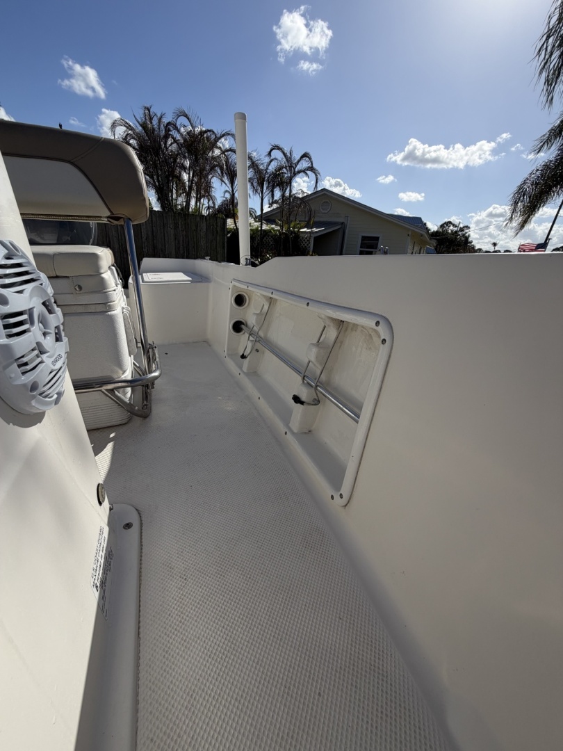 2014 Key West 1720 Sportsman Base - Image 11