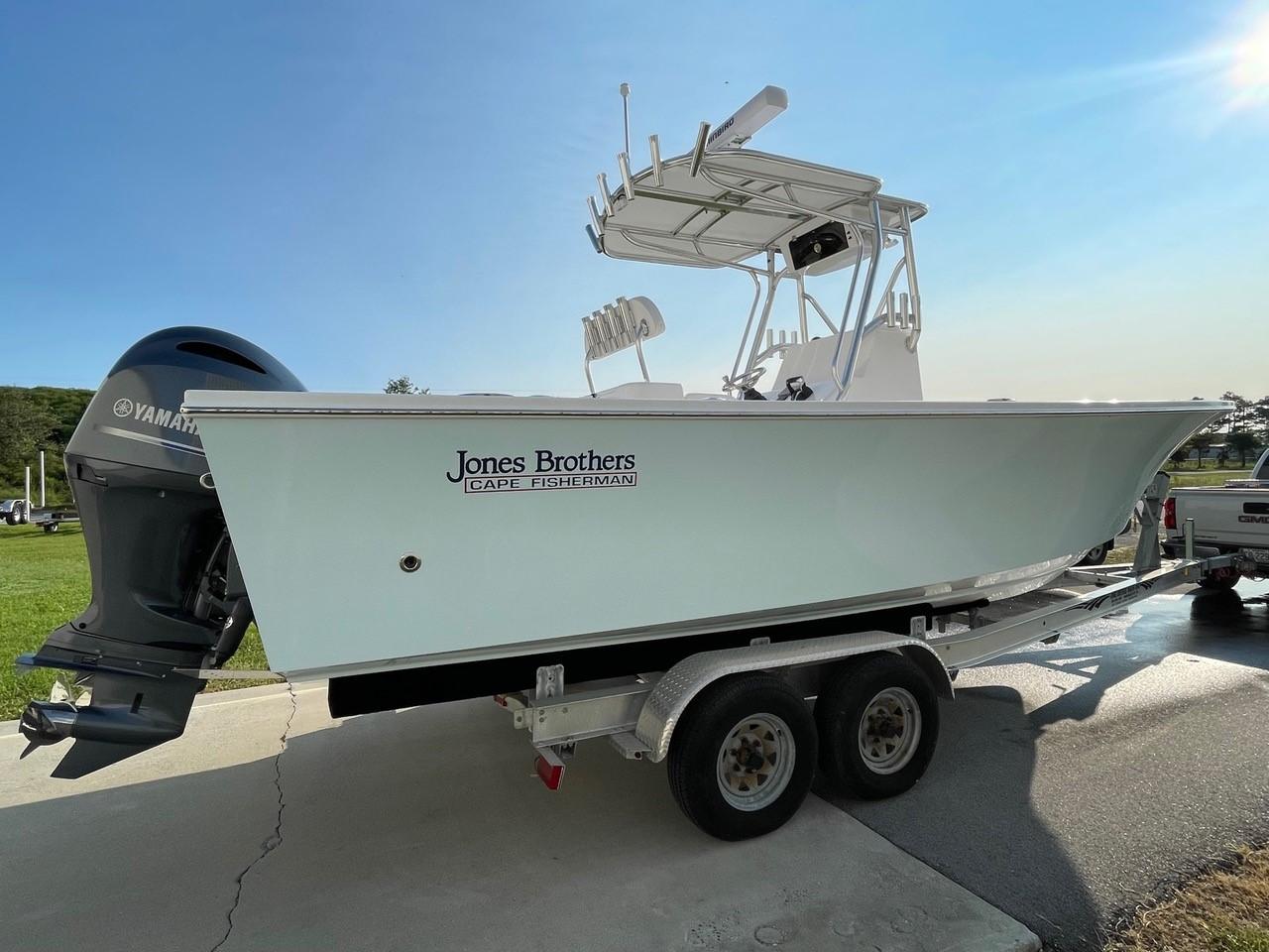 2026 Jones Brothers Cape Fisherman 26 Standard - Image 17
