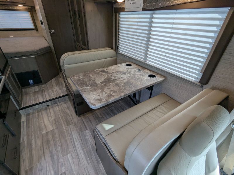 2024 Thor Motor Coach Four Winds