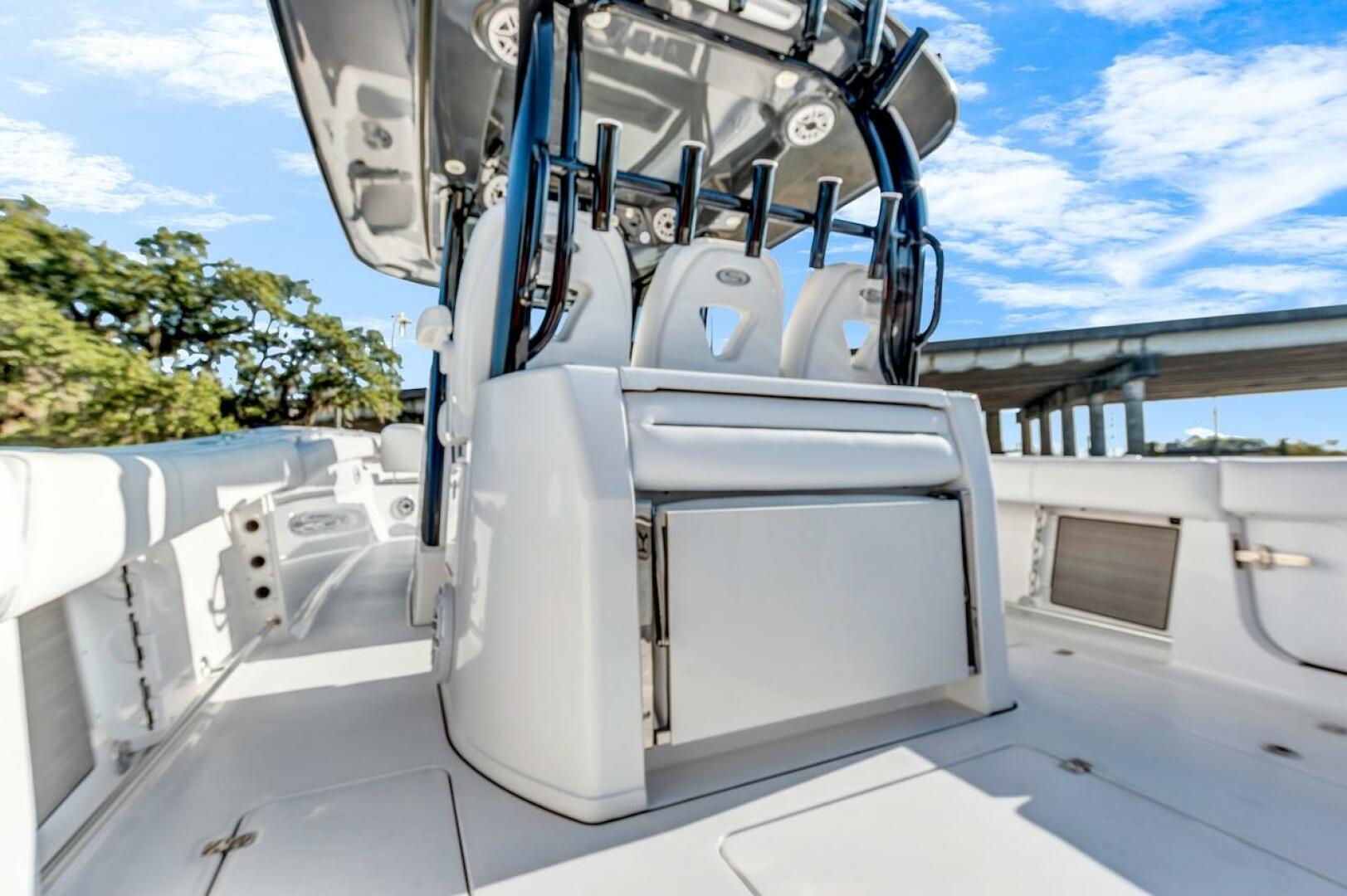 2022 Sportsman Open 352 Center Console - Image 18