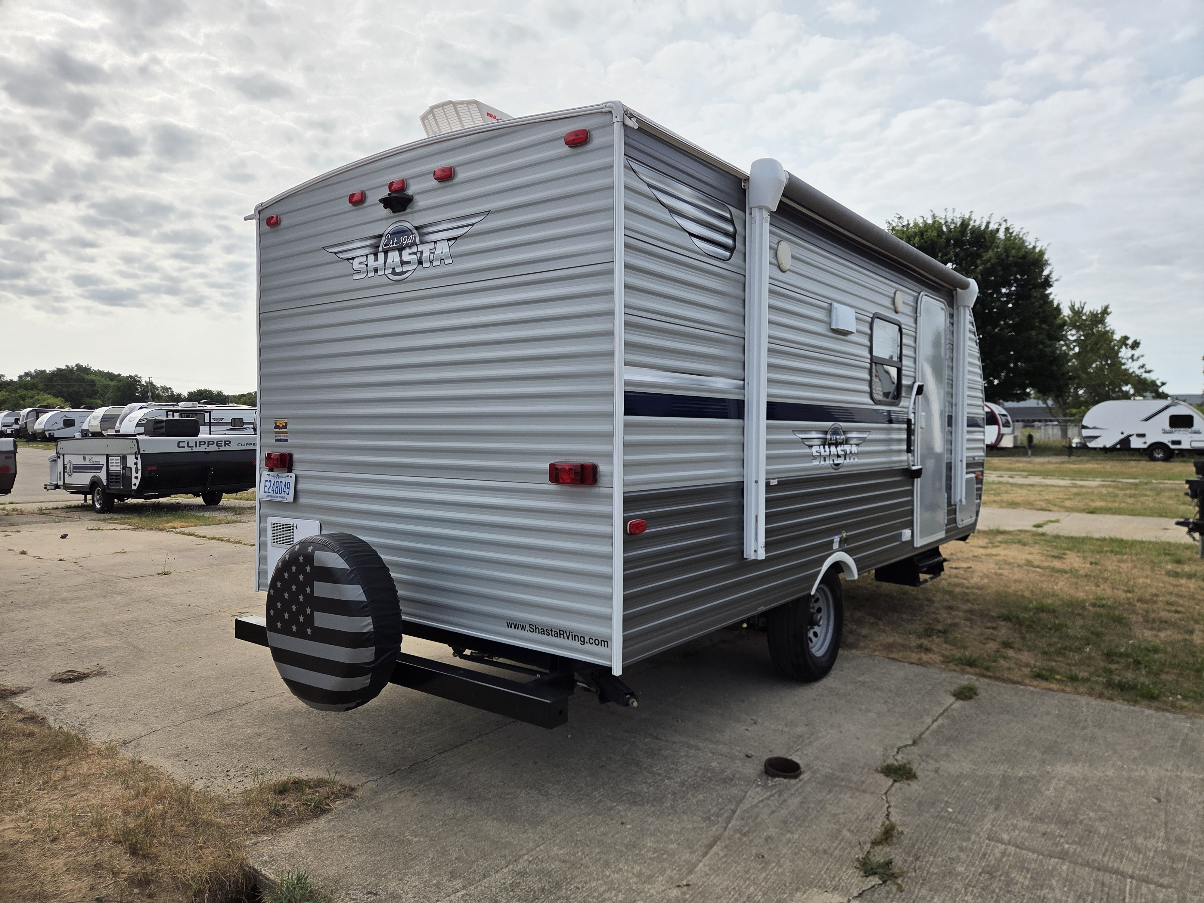 2021 Forest River Shasta 18BH - Image 2