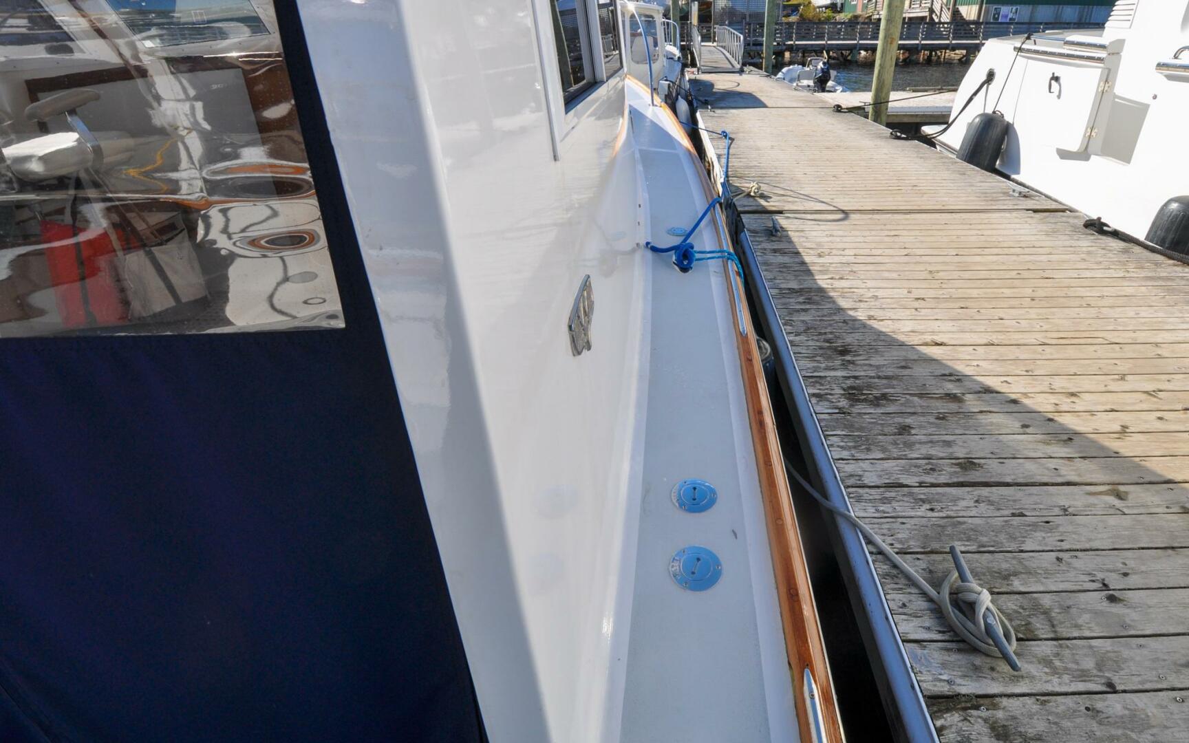 2001 Wilbur 34 - Image 25