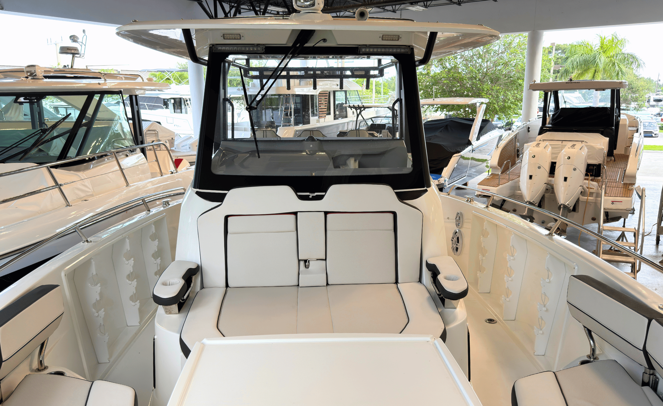 2024 JEANNEAU LEADER 10.5 CC - Image 13