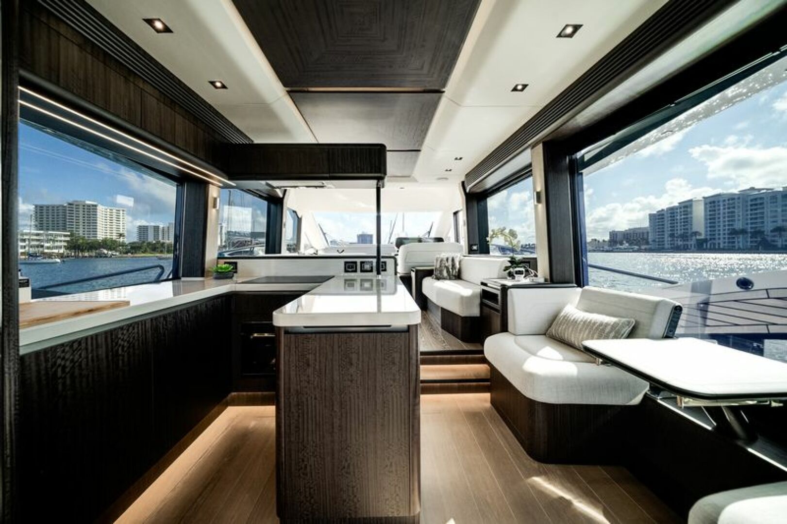 2024 Galeon 560 FLY Base - Image 24