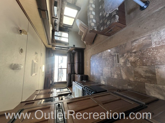 2014 JAYCO EAGLE TOURING 29.5 RLDS - Image 6