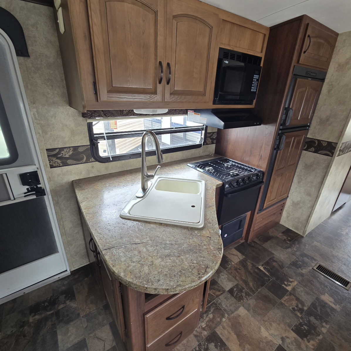 2012 Keystone Outback 312BH - Image 19
