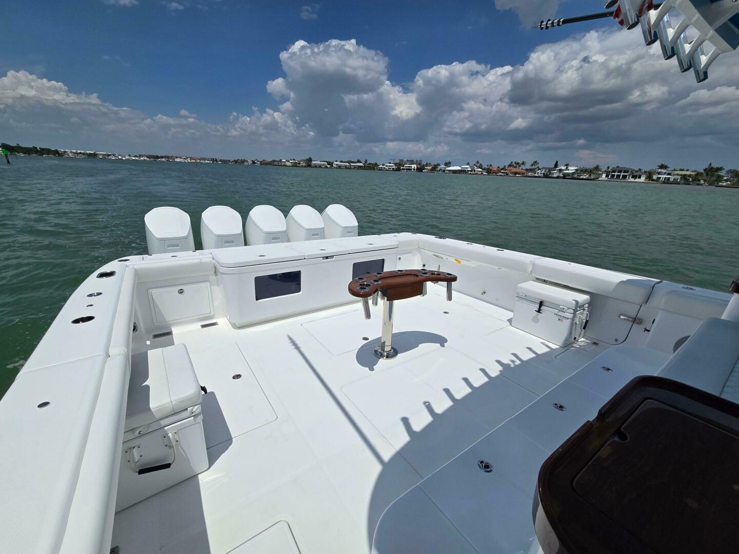 2024 HCB 65 Estrella - Image 4