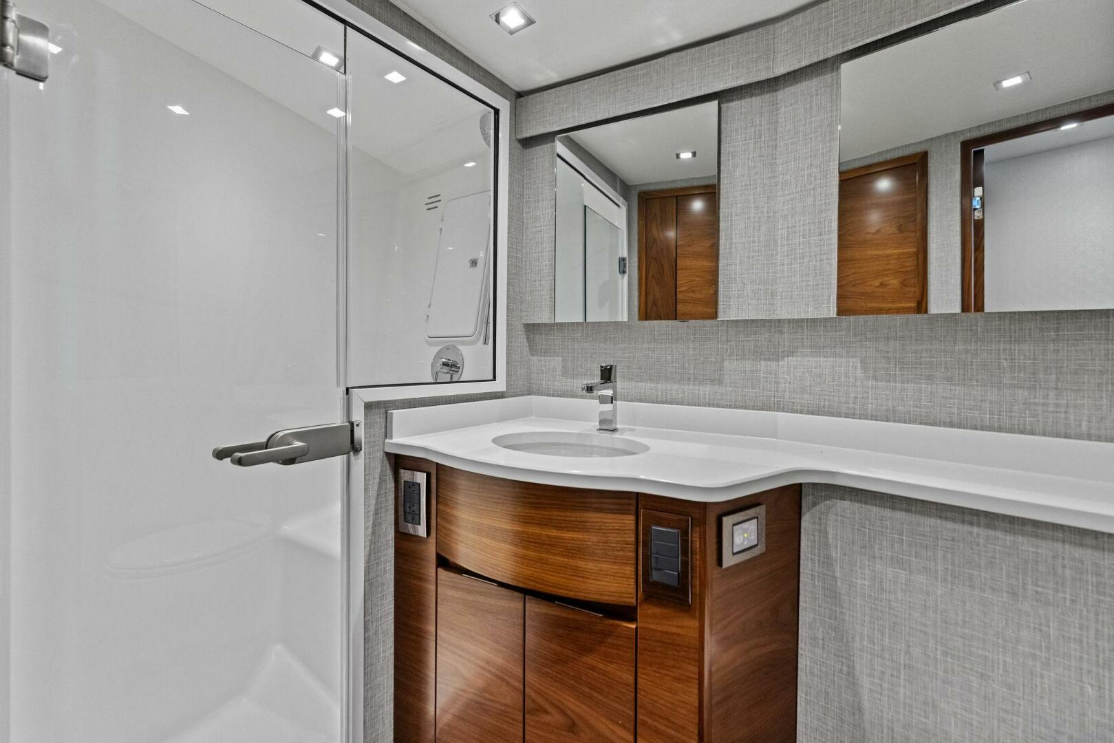 2023 Viking 54 Convertible - Image 32