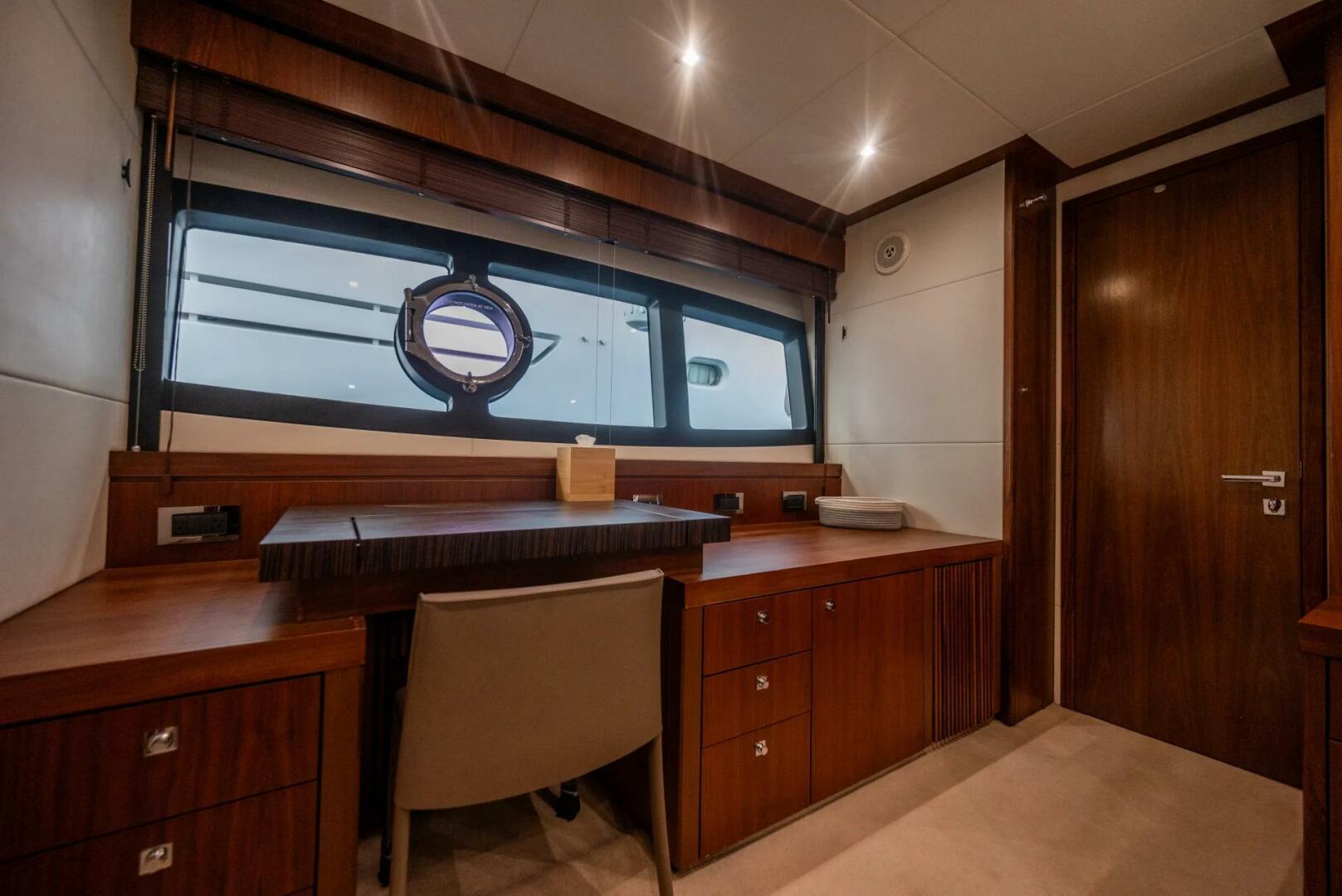 2015 Sunseeker 75 - Image 16