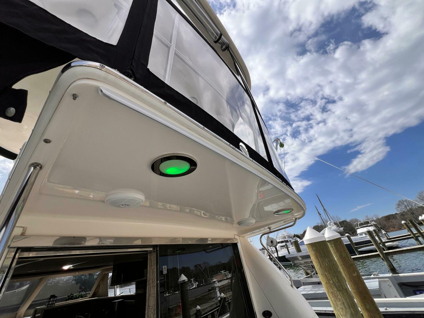 2004 Sea Ray 480 Sedan Bridge - Image 44