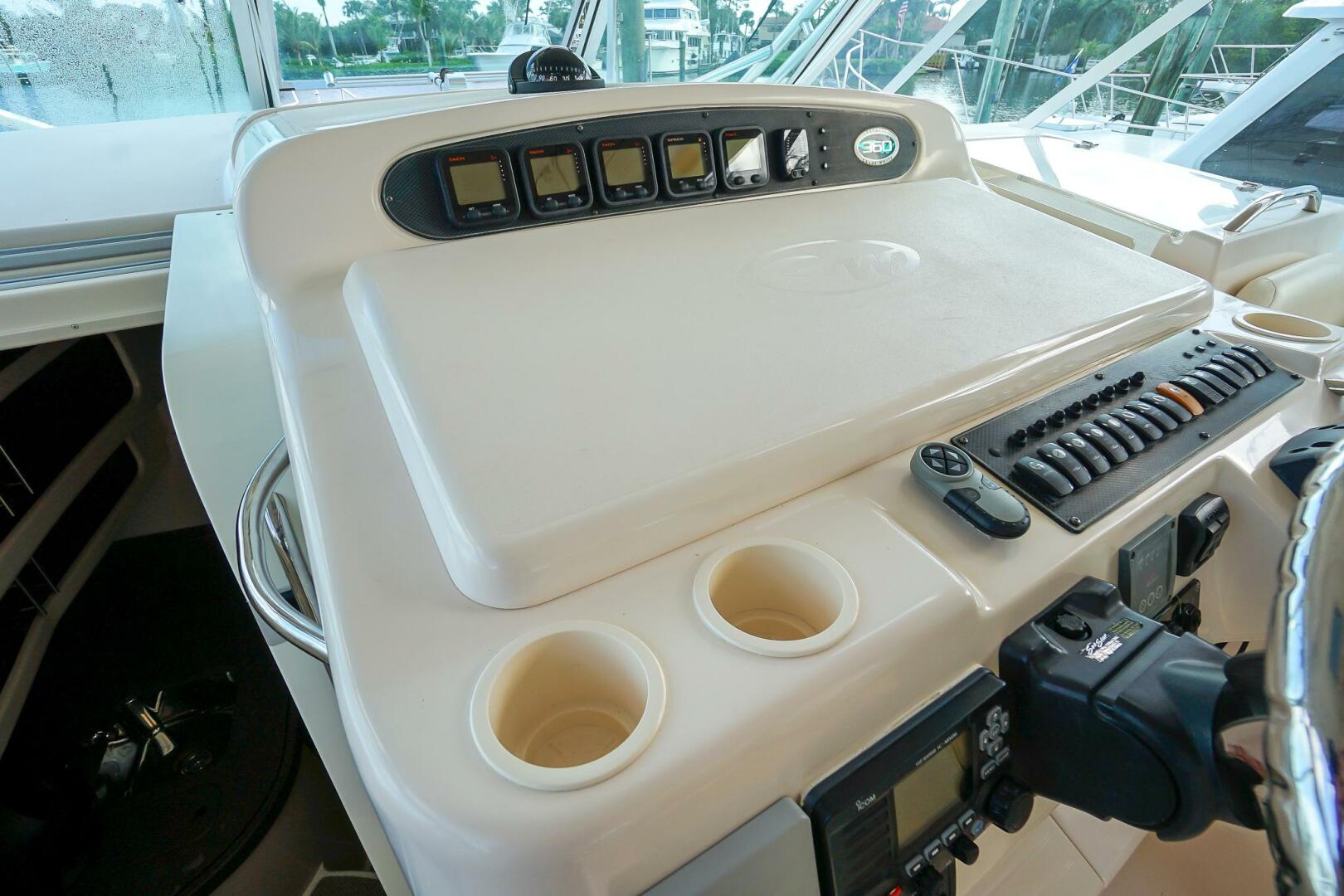 2007 Grady-White Express 360 - Image 31