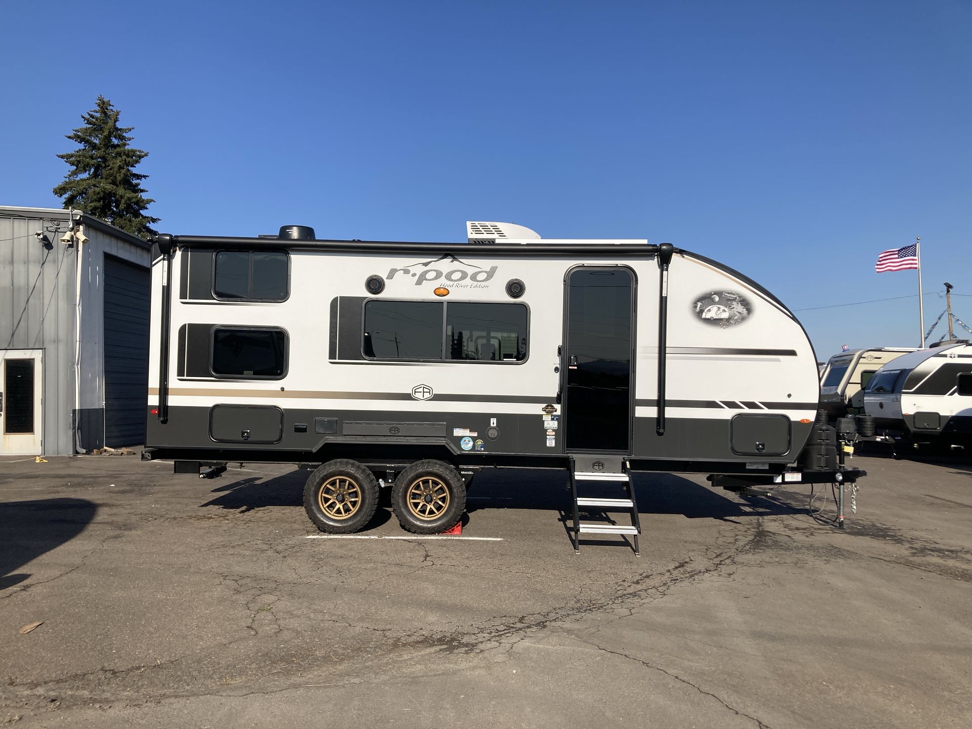 2026 Forest River R-Pod RP-200 - Image 25