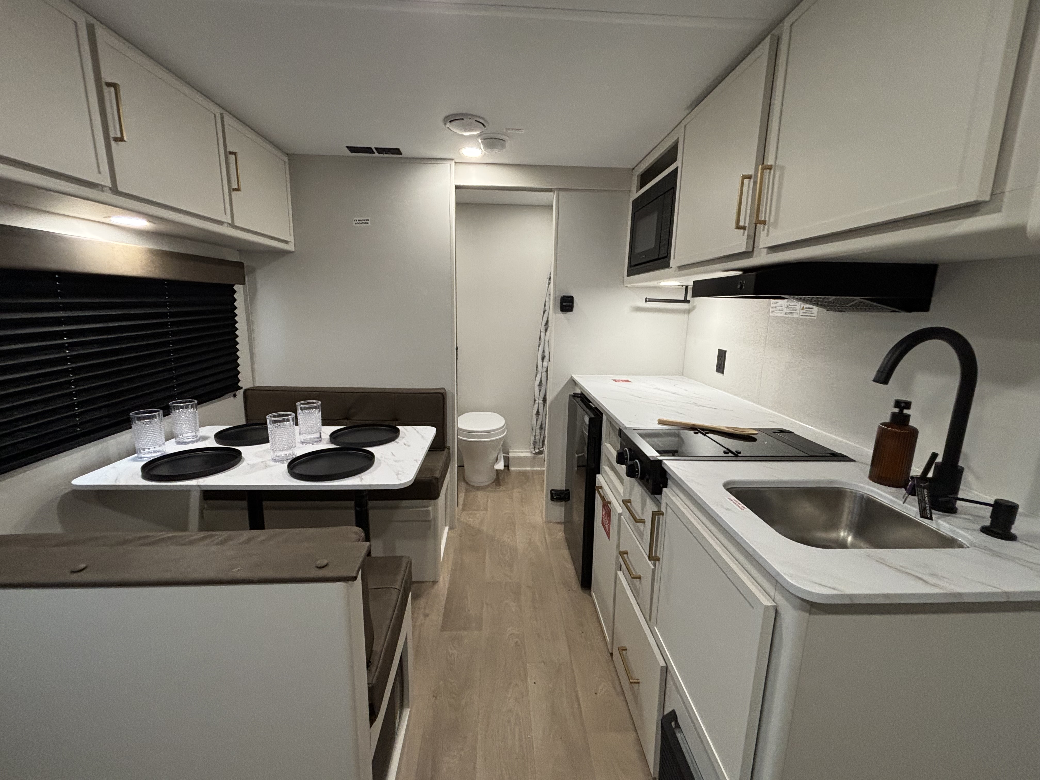2026 Grand Design Transcend ONE 151RB - Image 10