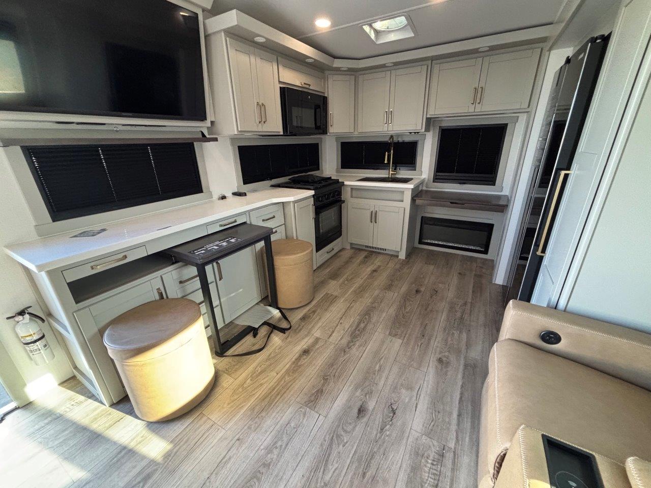 2027 Brinkley RV Model Z 2680 - Image 7