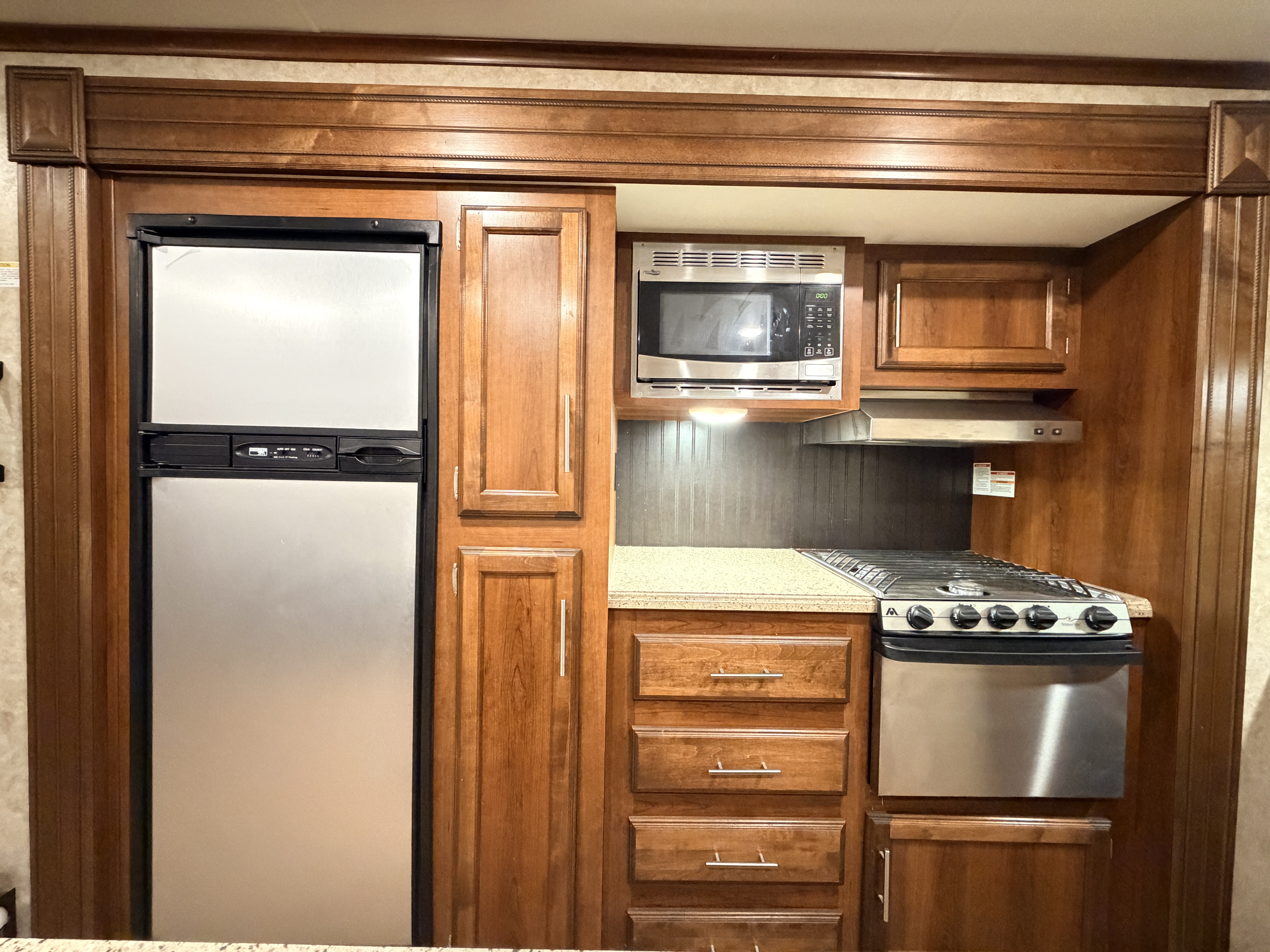 2017 Jayco Eagle HT 324BHTS - Image 13
