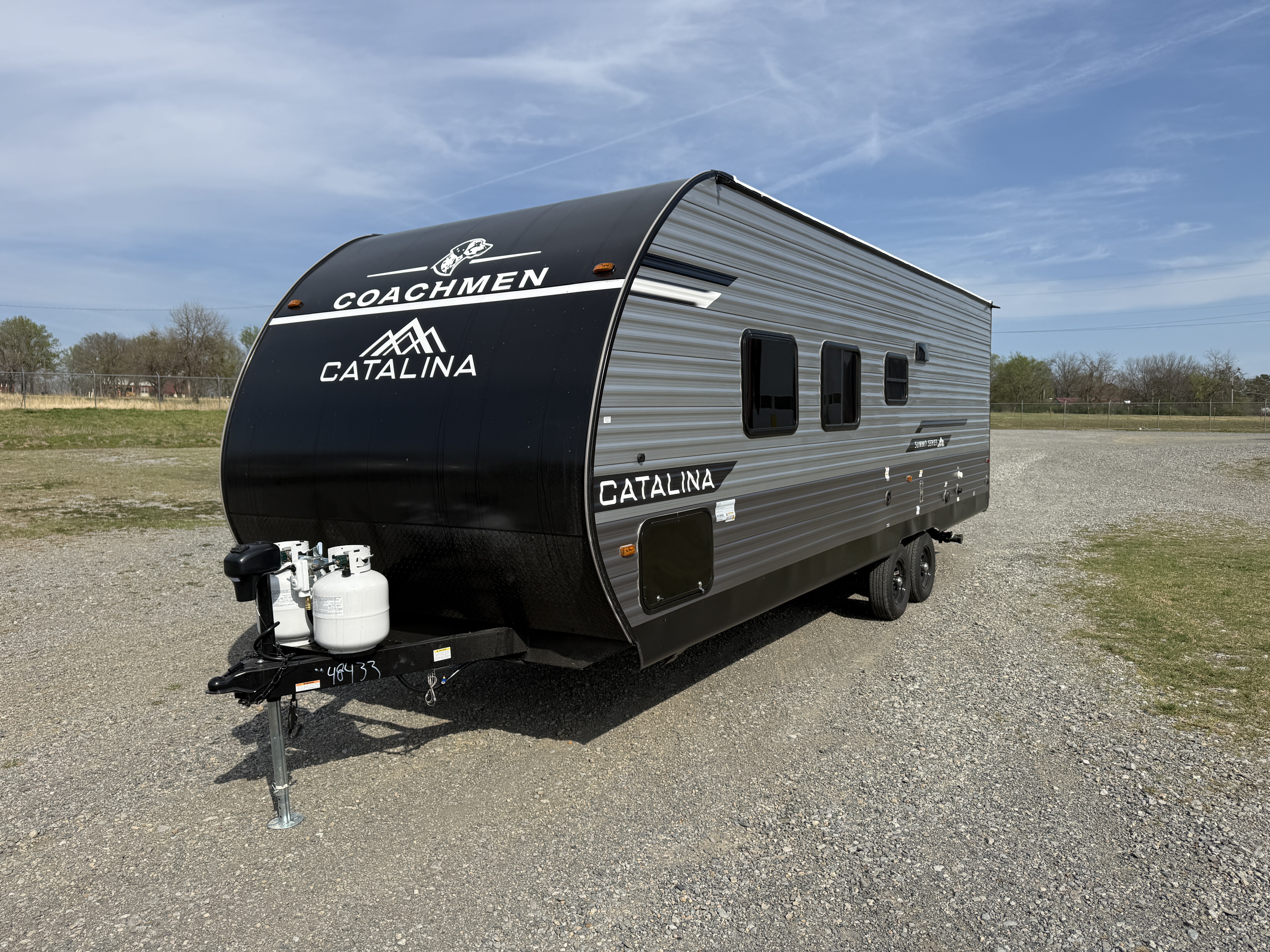 2026 Coachmen Catalina Summit Series 8 261BH - Image 3
