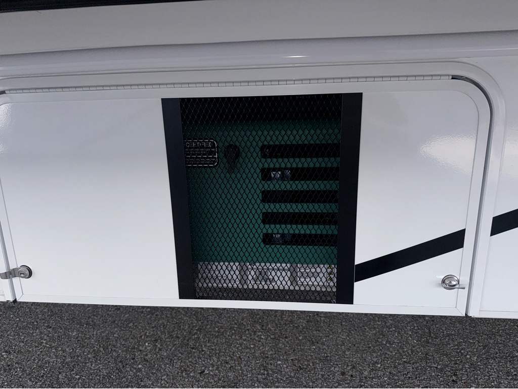 2027 ENTEGRA COACH ODYSSEY 24B - Image 8