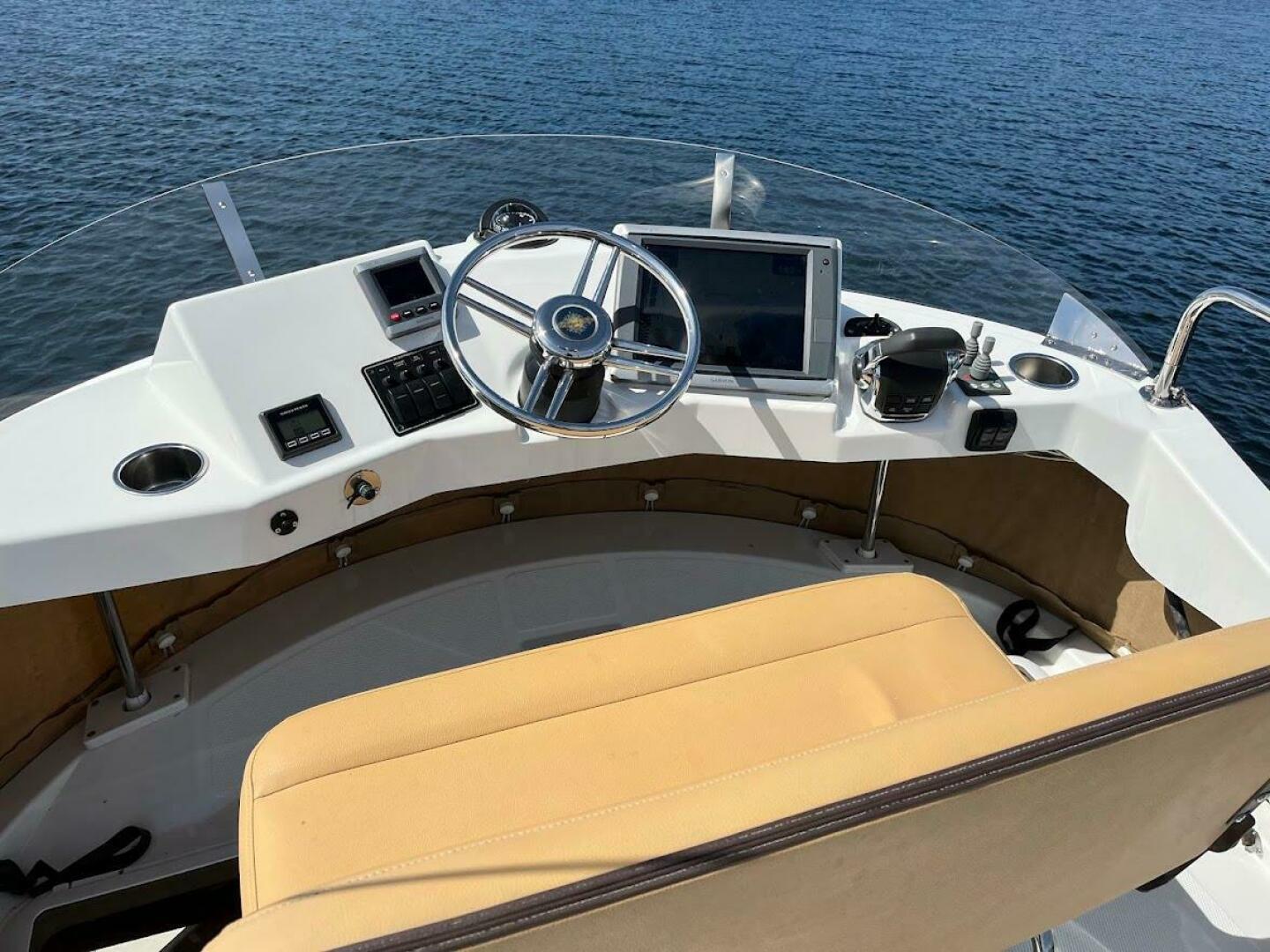 2013 Ranger Tugs R-31 CB - Image 22