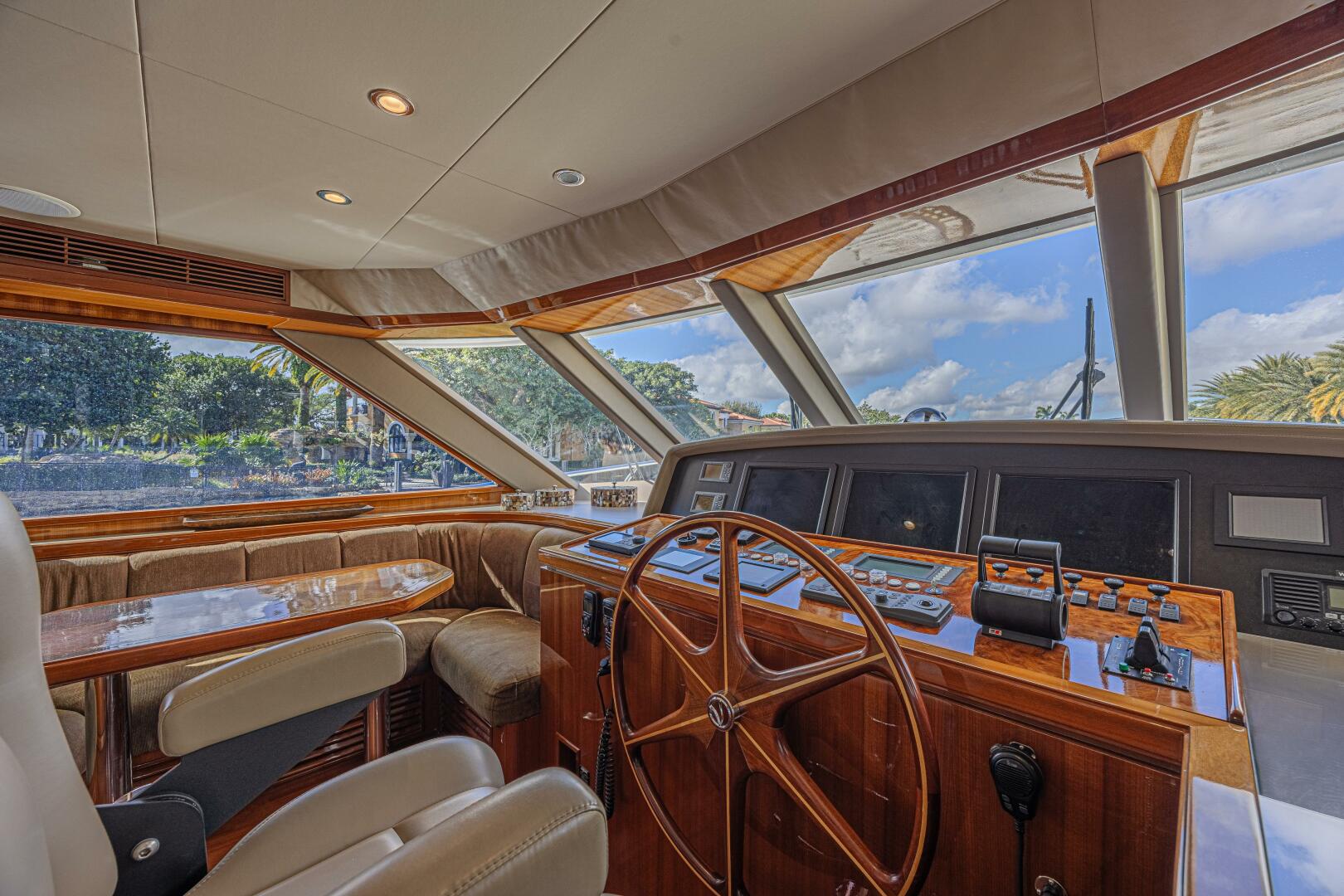 2010 Ocean Alexander 74 Motoryacht - Image 37