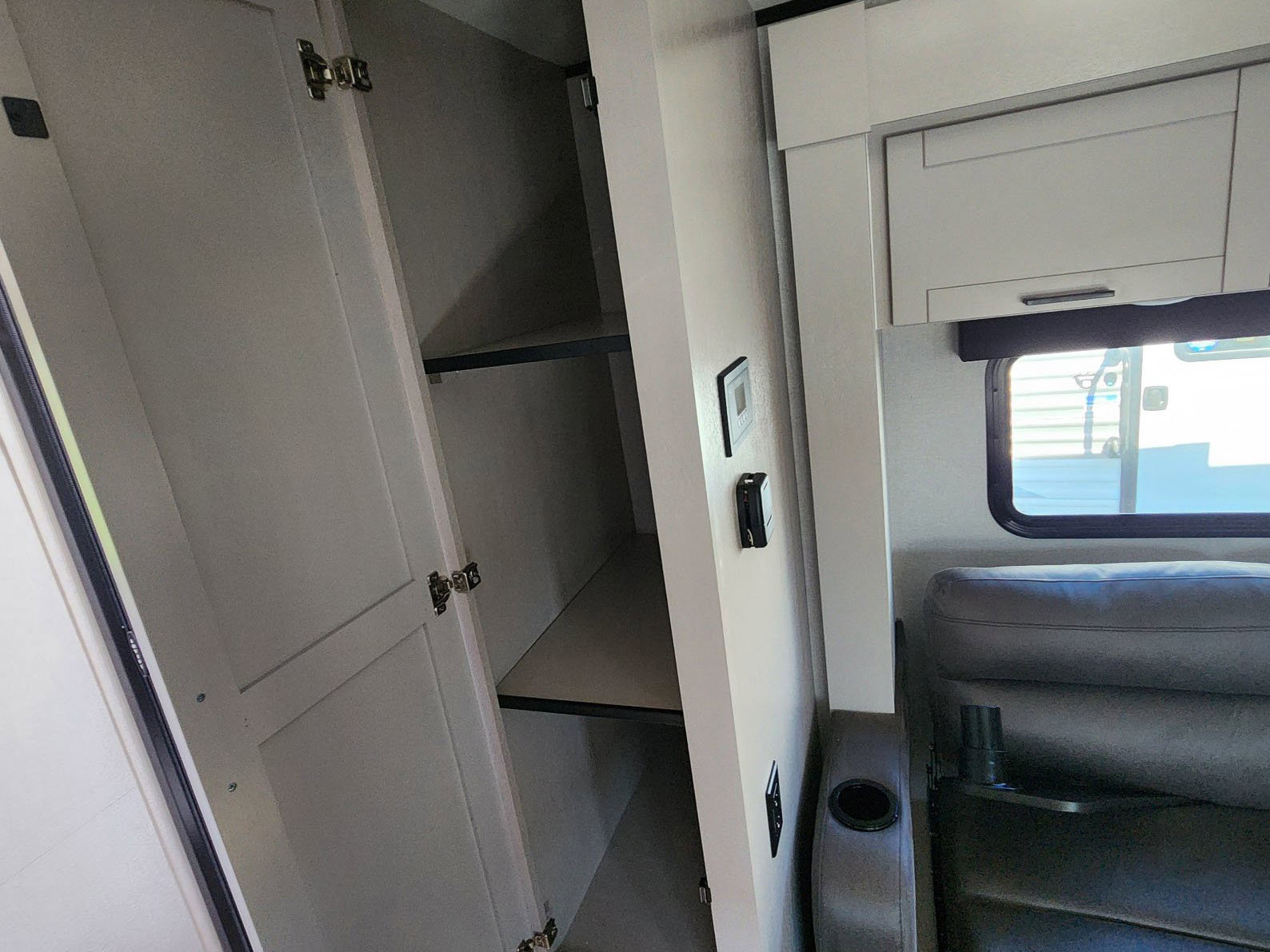 2026 JAYCO JAY FEATHER AIR 18FBS - Image 16