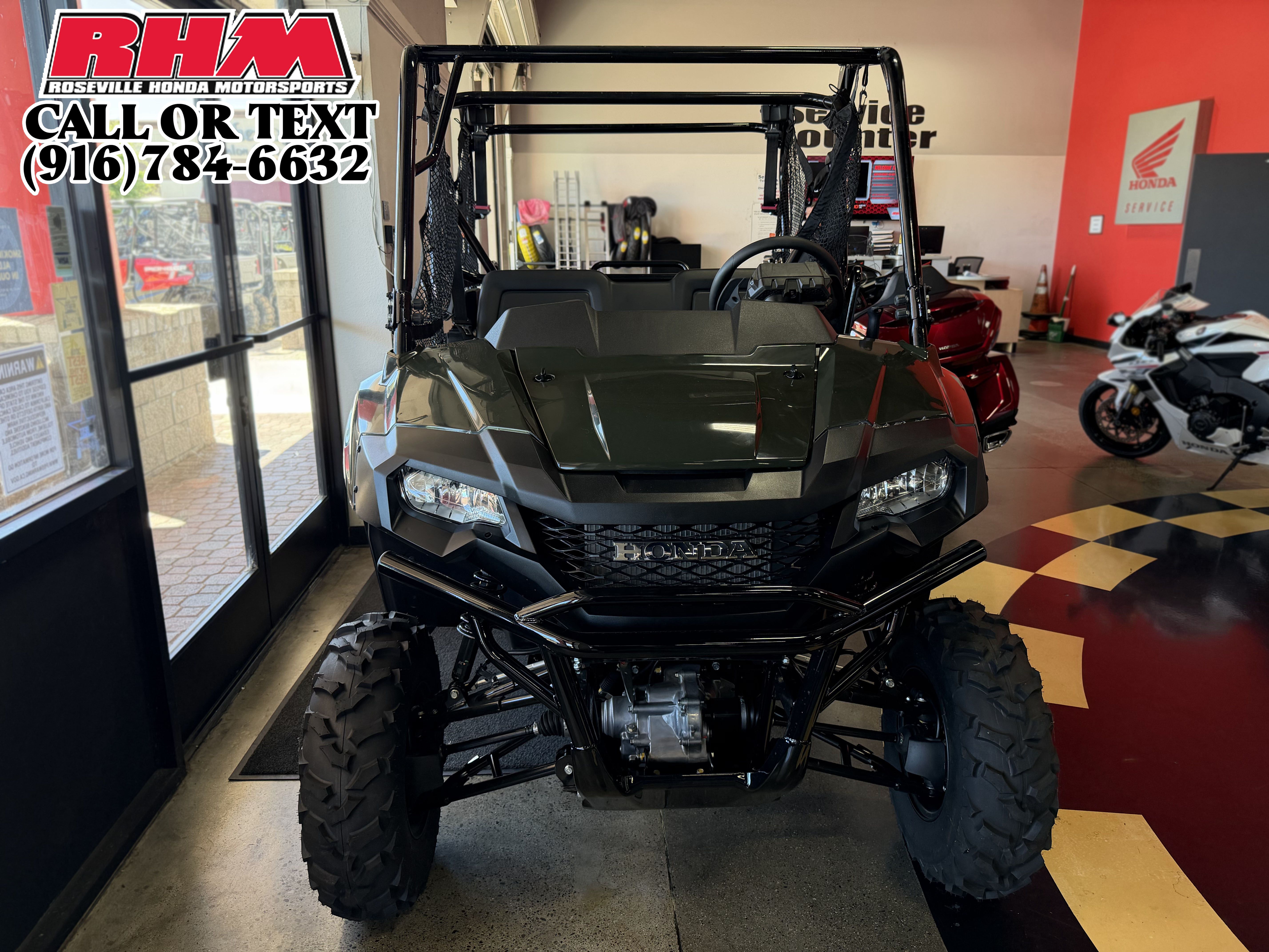 2026 Honda Pioneer 700-4 Deluxe - Image 2