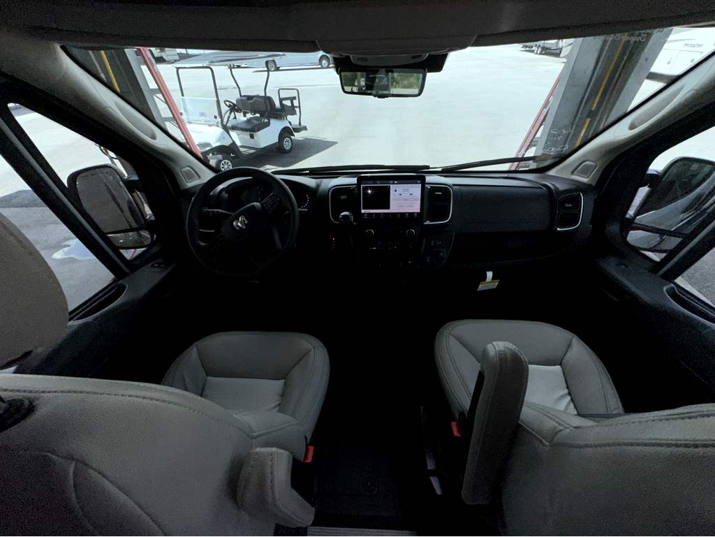 2026 AIRSTREAM RANGELINE POP TOP - Image 31