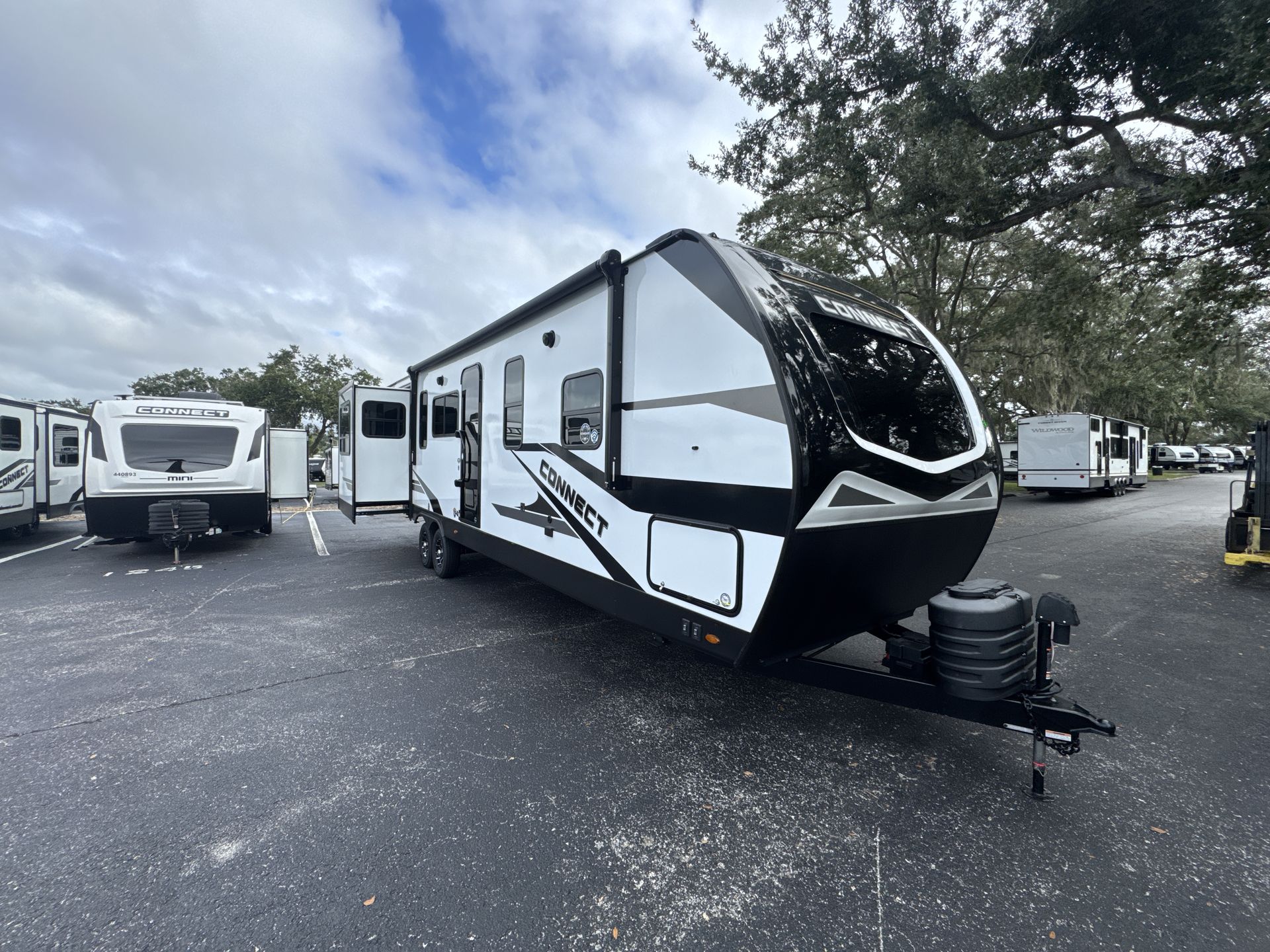 2025 KZ RV Connect