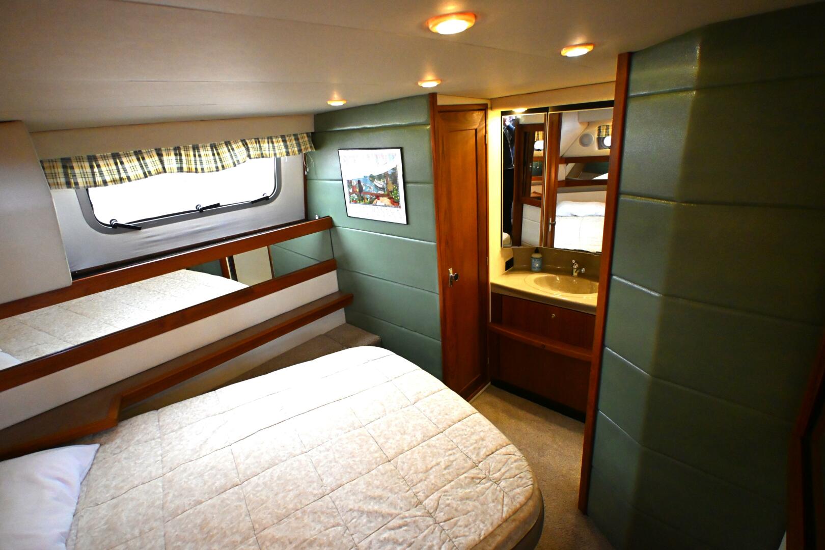 1996 Bayliner 4087 Aft Cabin Motoryacht - Image 46