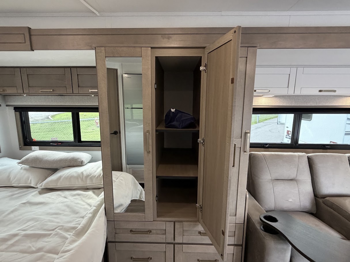2027 JAYCO REDHAWK 24B - Image 34