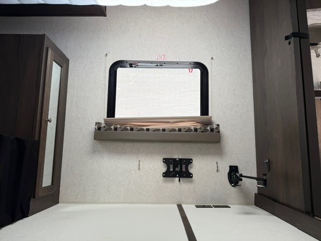 2019 Starcraft Launch Outfitter 24RLS - Image 12