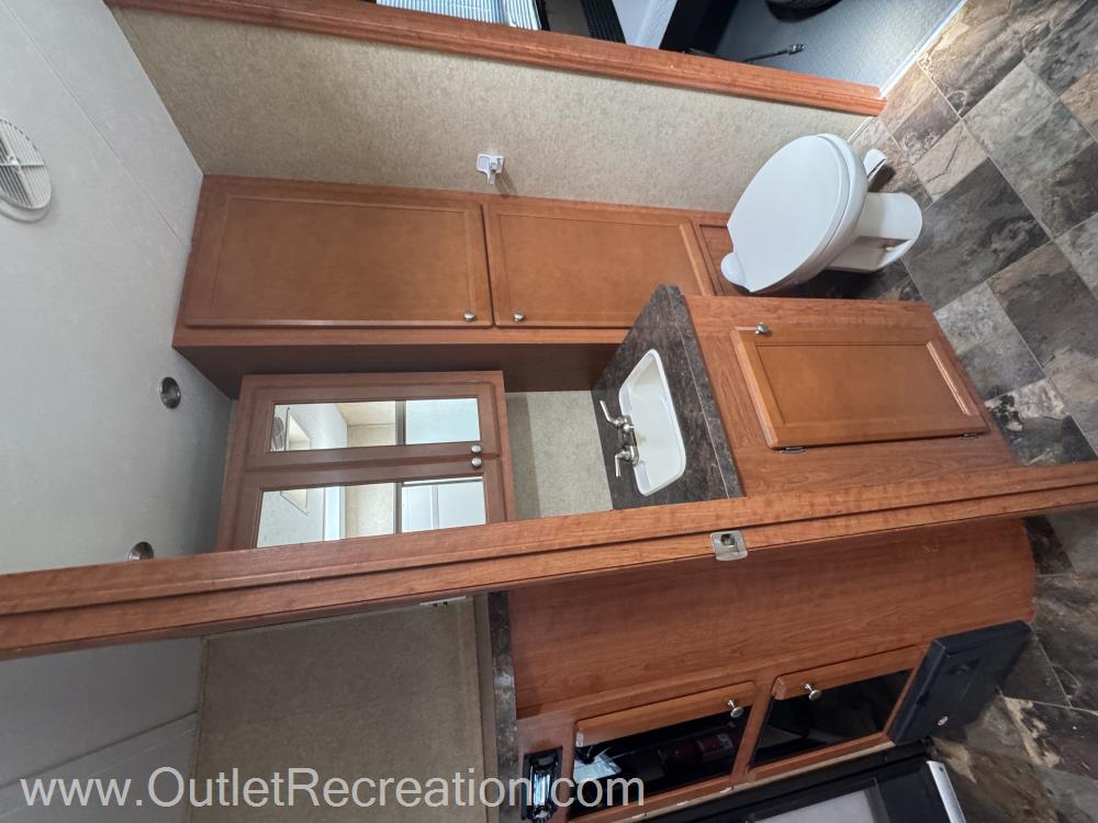 2011 Forest River XLR Viper 29MBV - Image 11