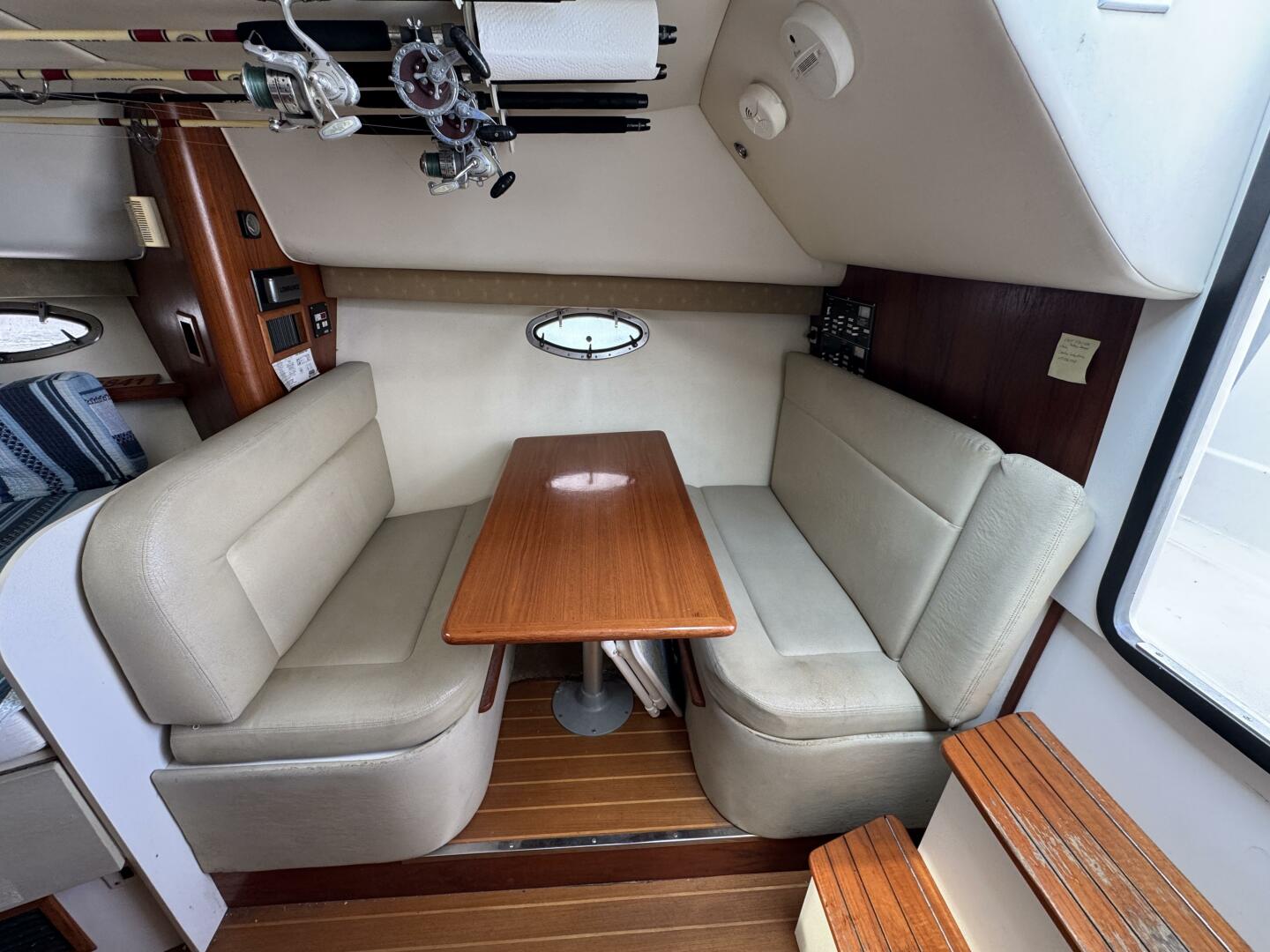 1999 Tiara Yachts 2900 Open - Image 25