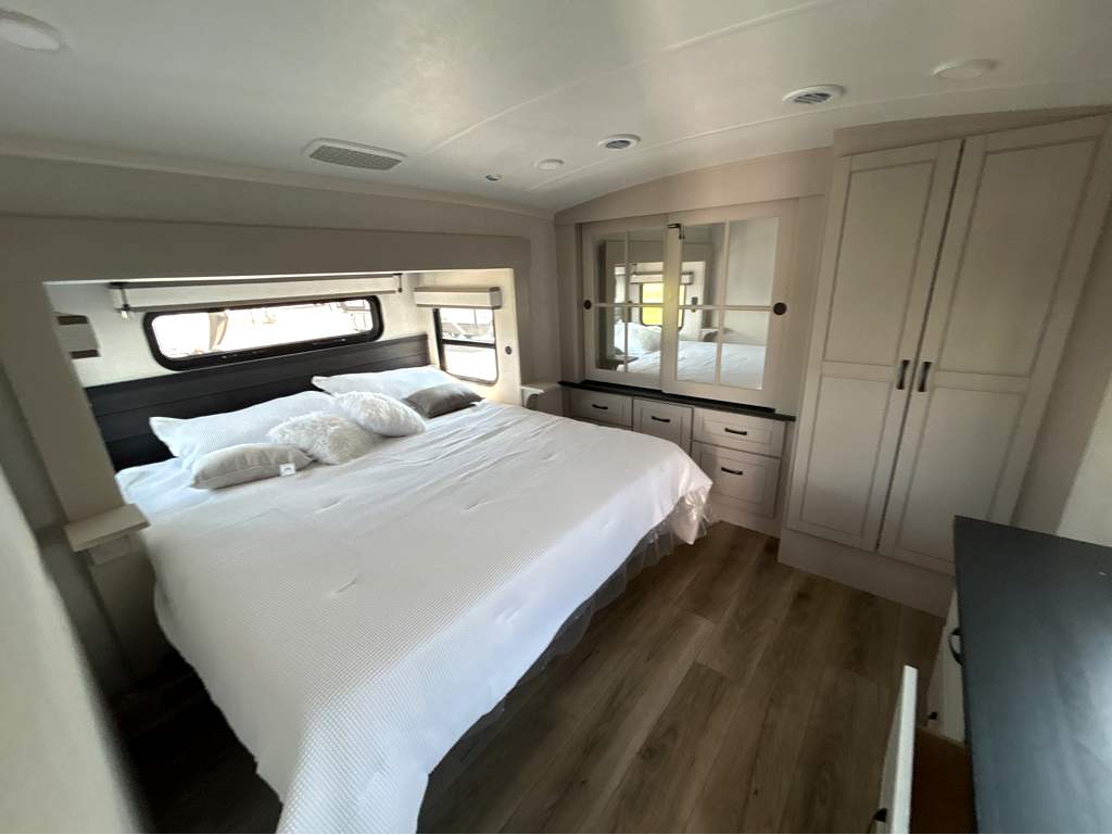 2026 JAYCO NORTH POINT 390CKDS - Image 16