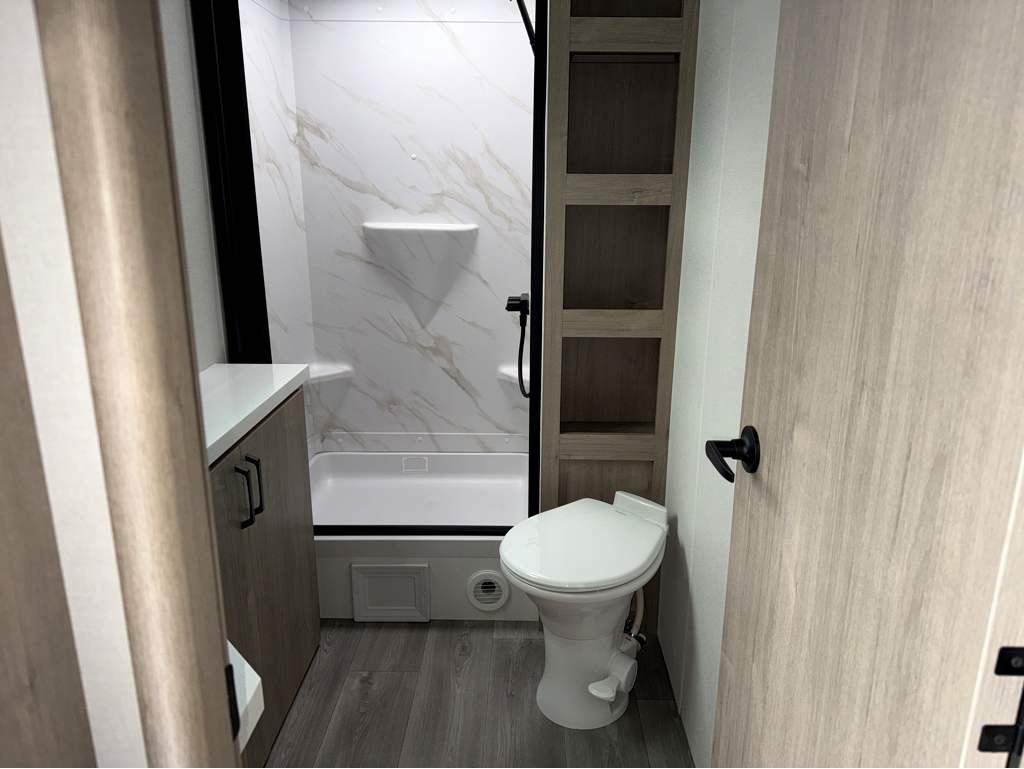 2026 GRAND DESIGN IMAGINE 2810BH - Image 17