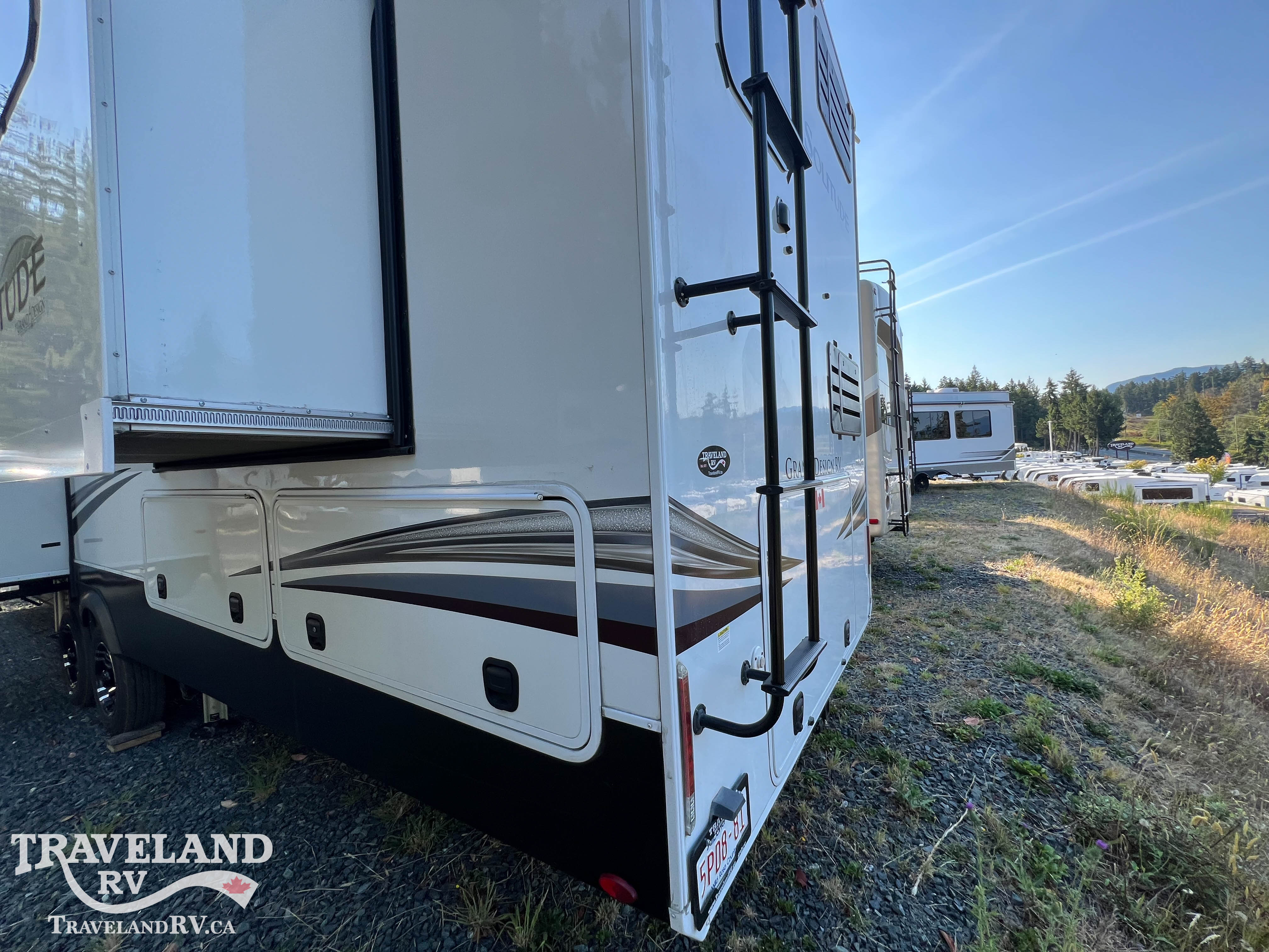 2022 Grand Design Solitude 390RK - Image 6
