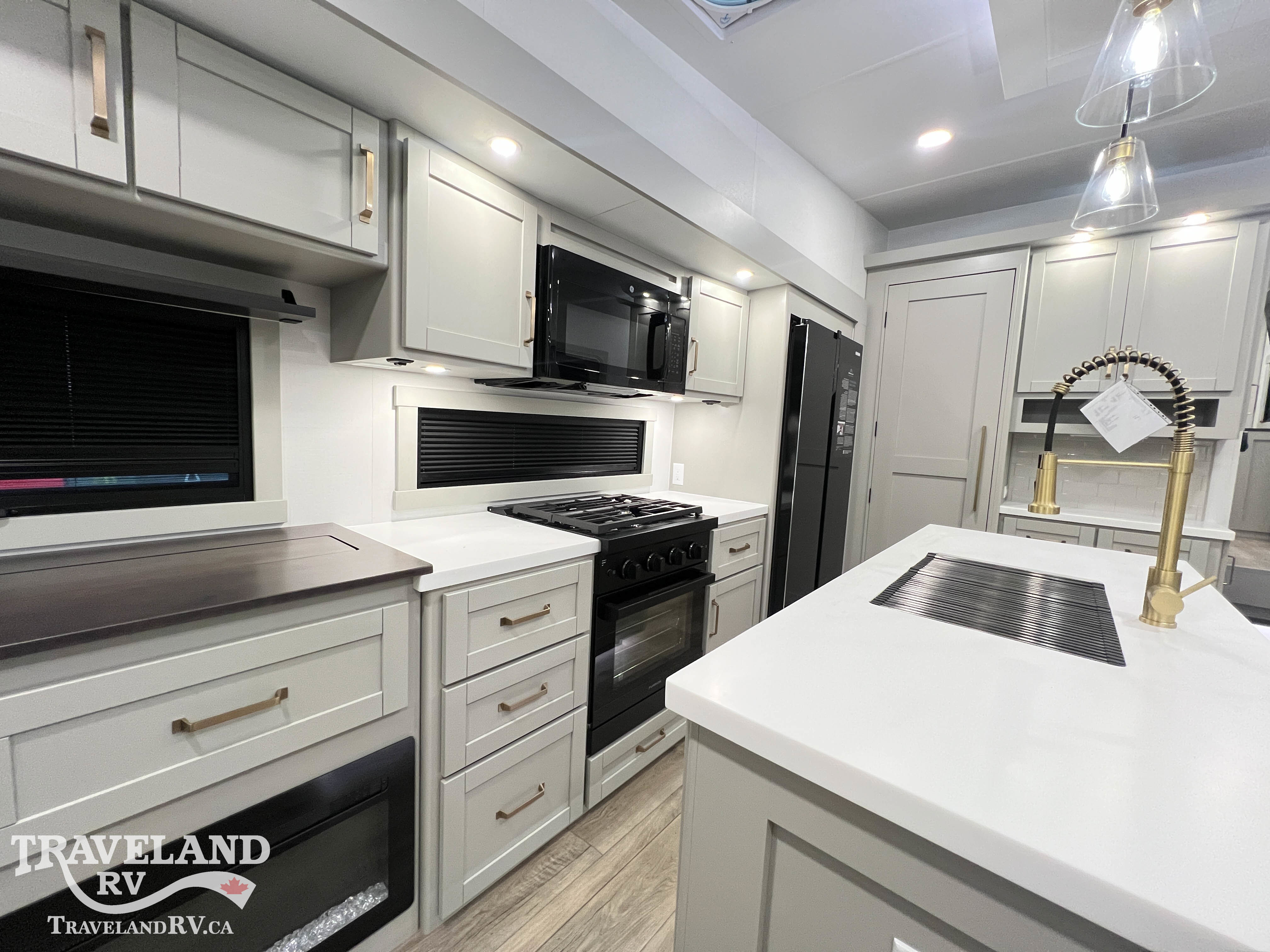 2026 Brinkley RV Model Z 3100 - Image 19