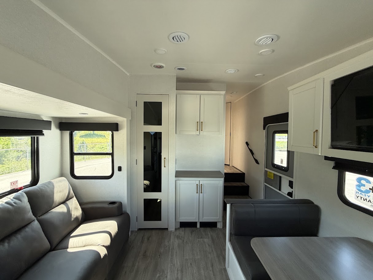 2027 JAYCO EAGLE SLE 24MLE - Image 16