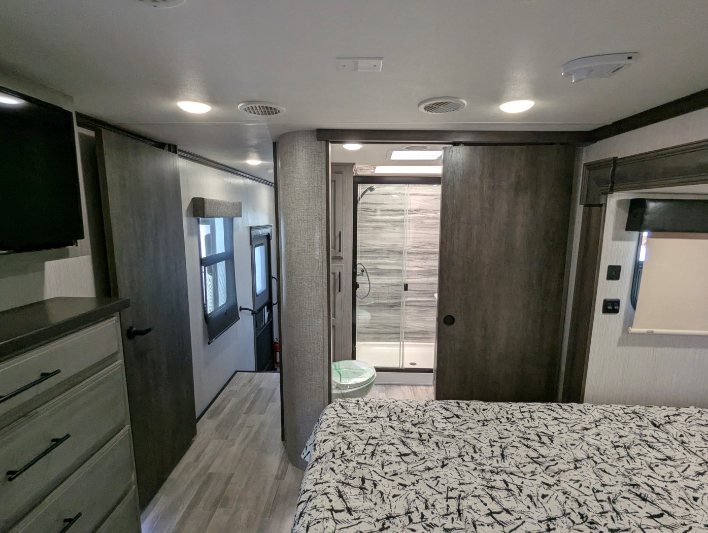 2020 Heartland Bighorn BH 3985 RRD - Image 12