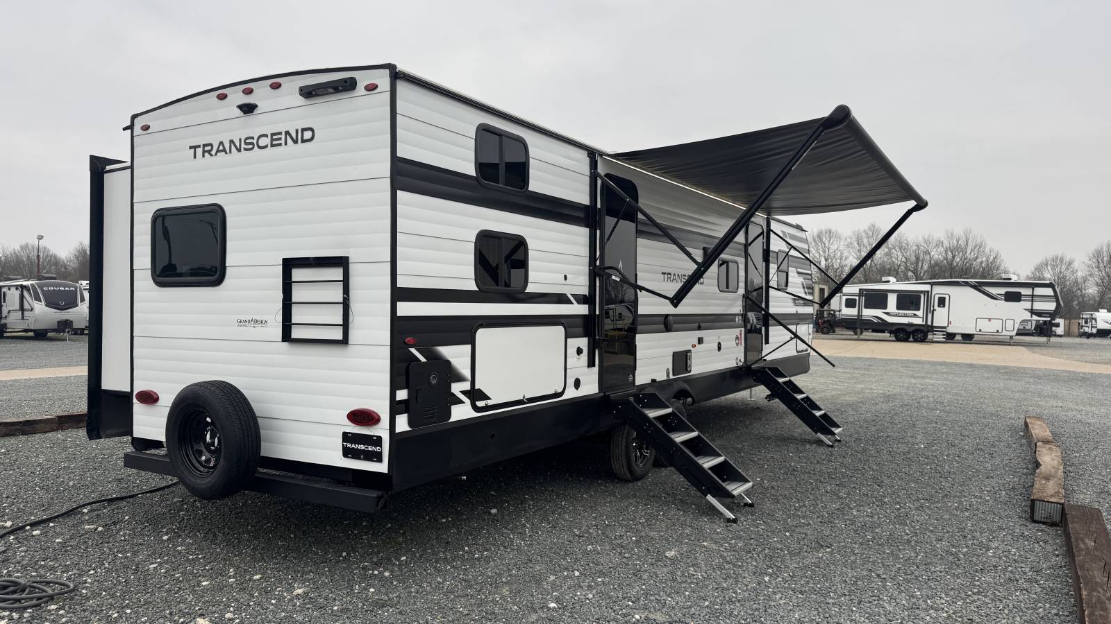 2026 Grand Design Transcend 325BHT - Image 7