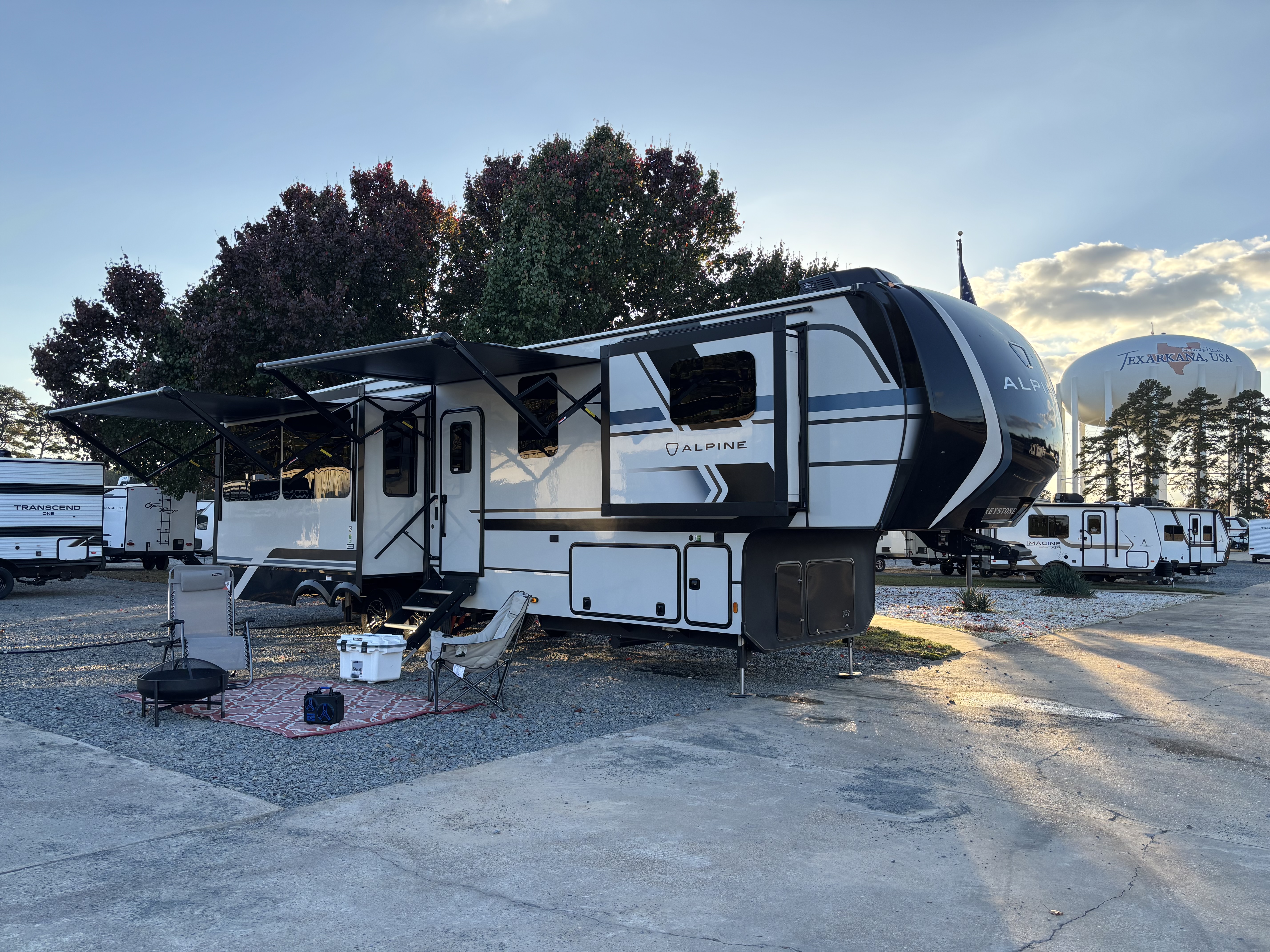 2026 Keystone Alpine 3303CK - Image 1