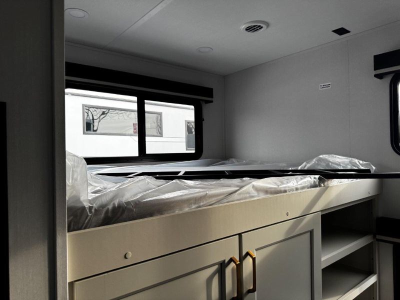 2026 Grand Design Influence 3904BH - Image 21